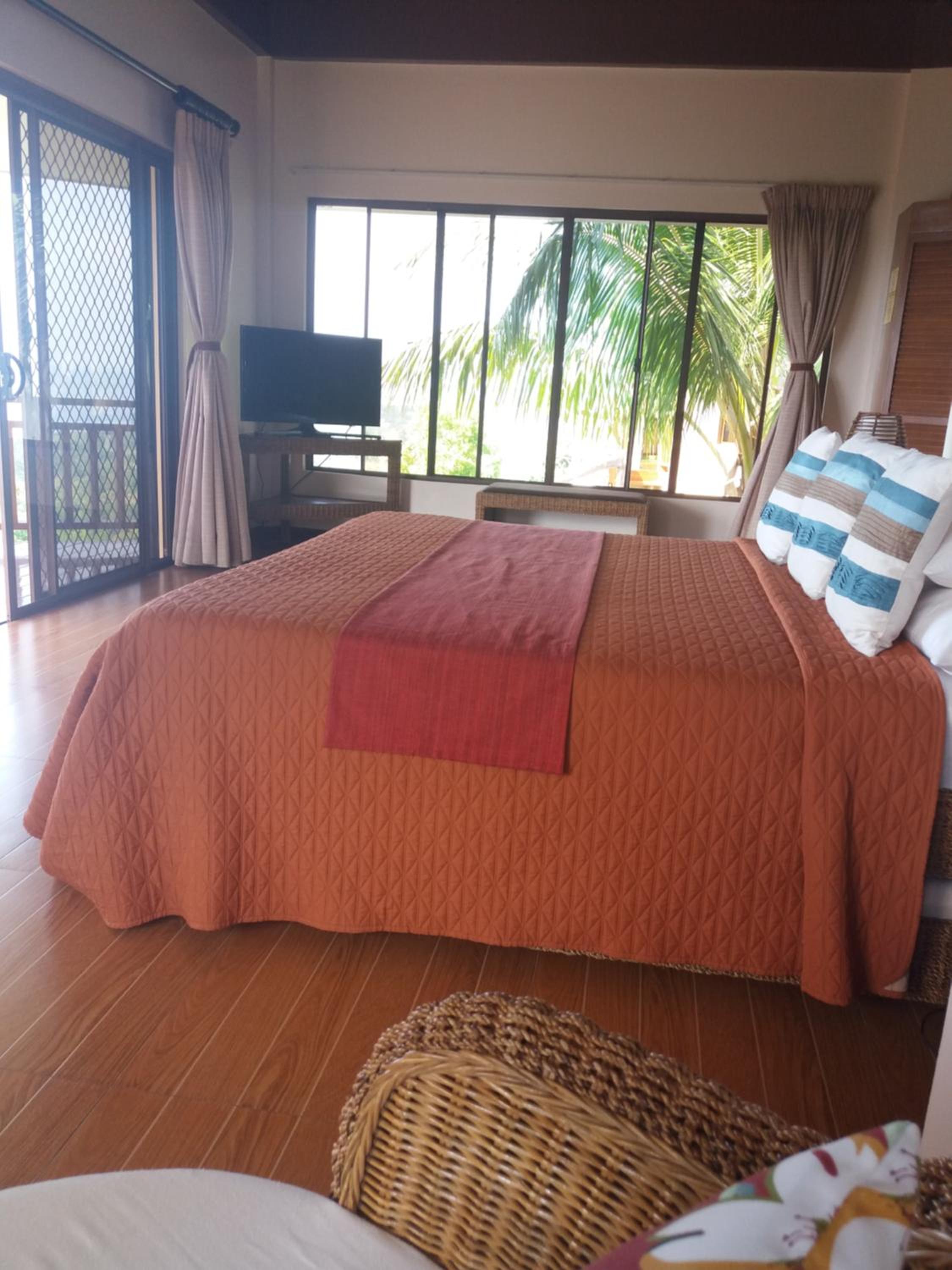 Executive Sea View Villa - Photo 5