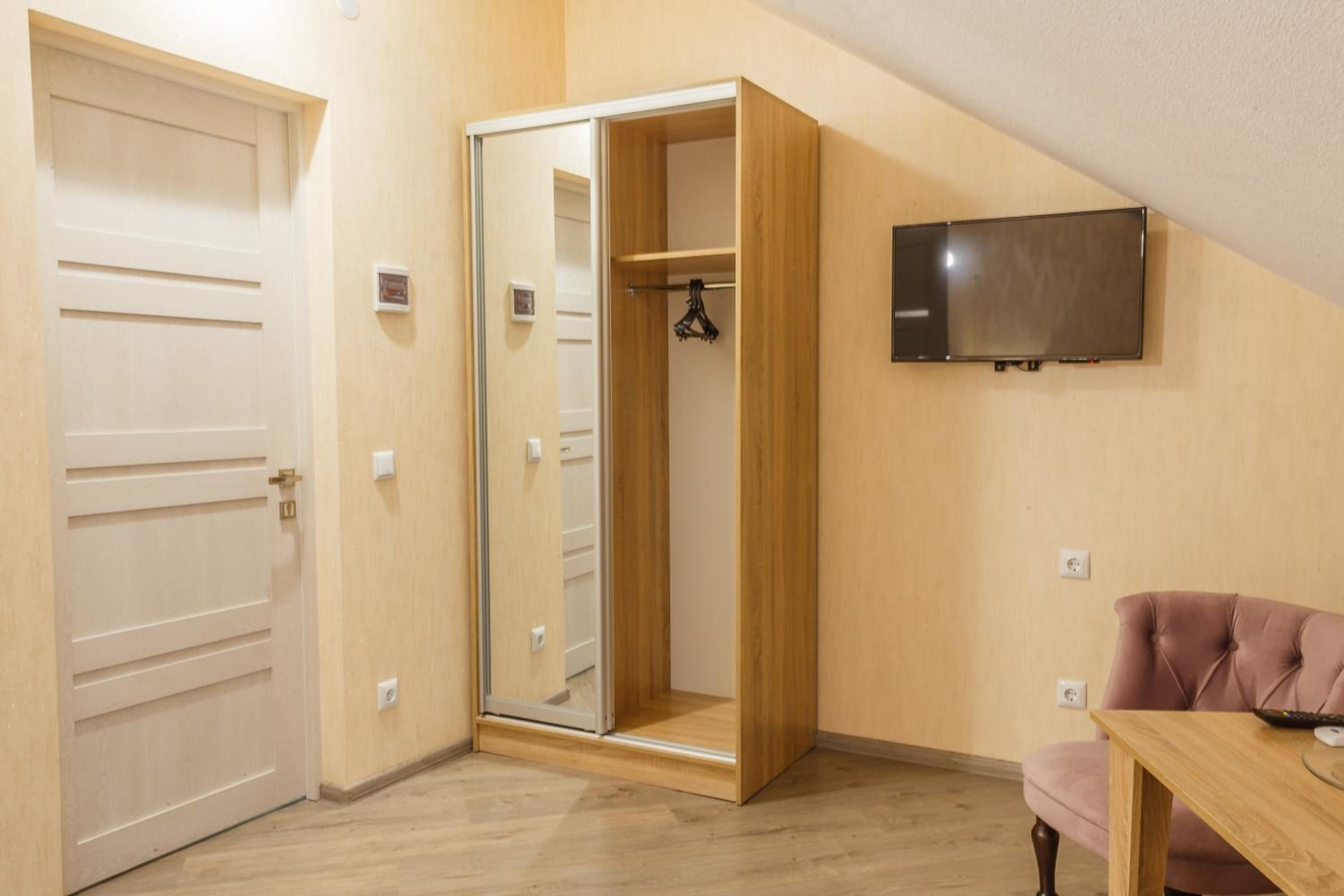Double Room photo 3