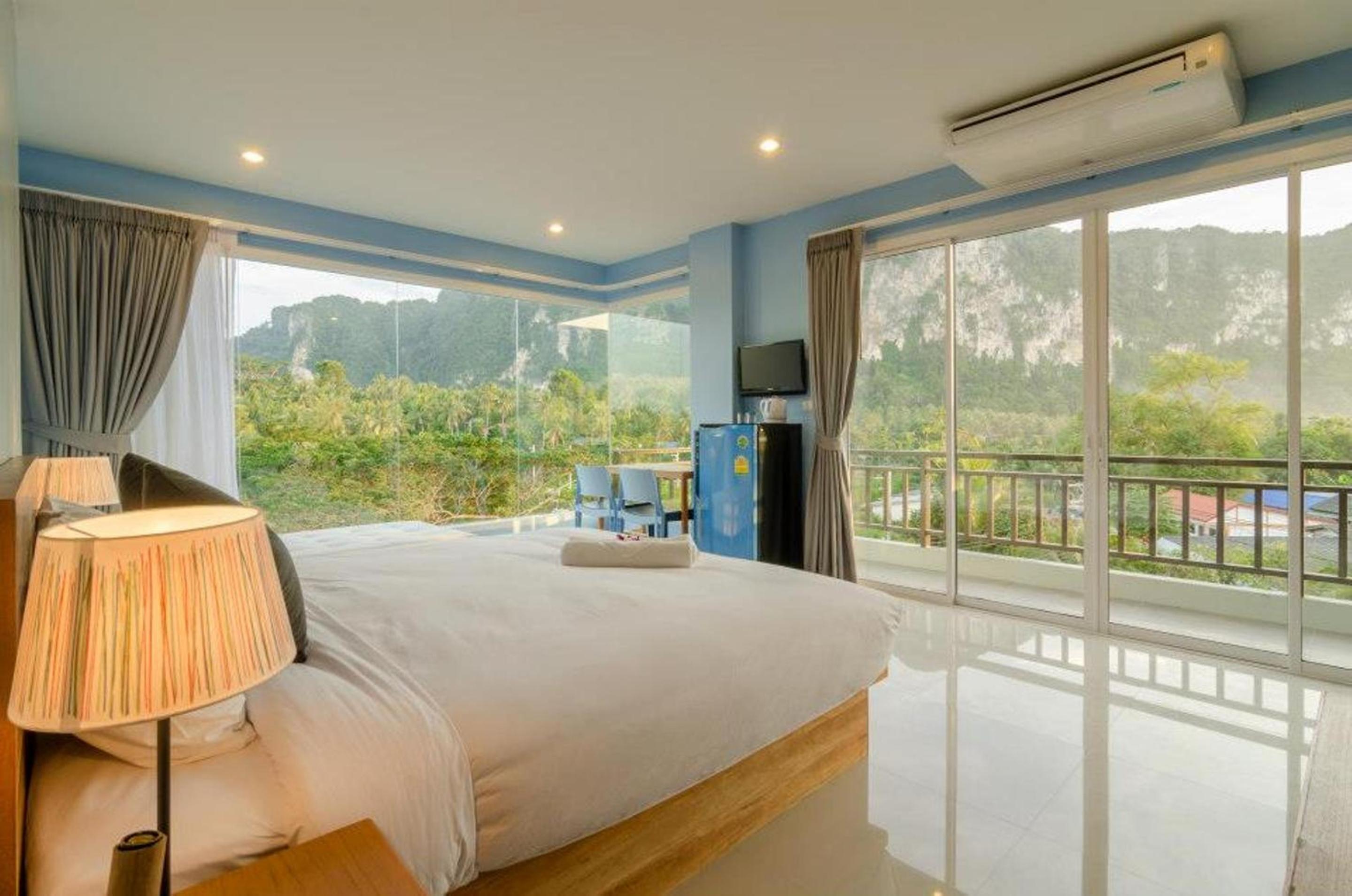 Standard Double Room with Pool View - Photo 1