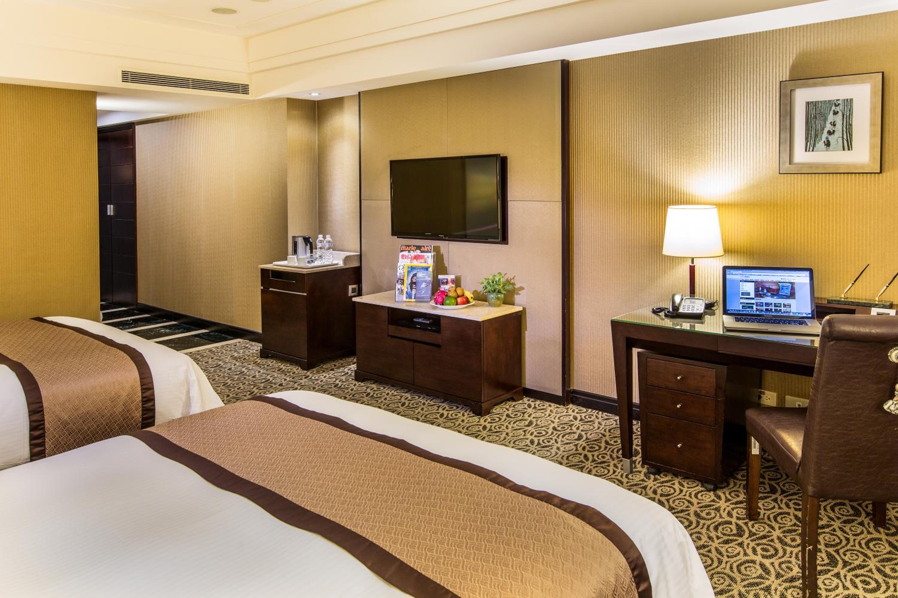 Deluxe Quadruple Room photo 3