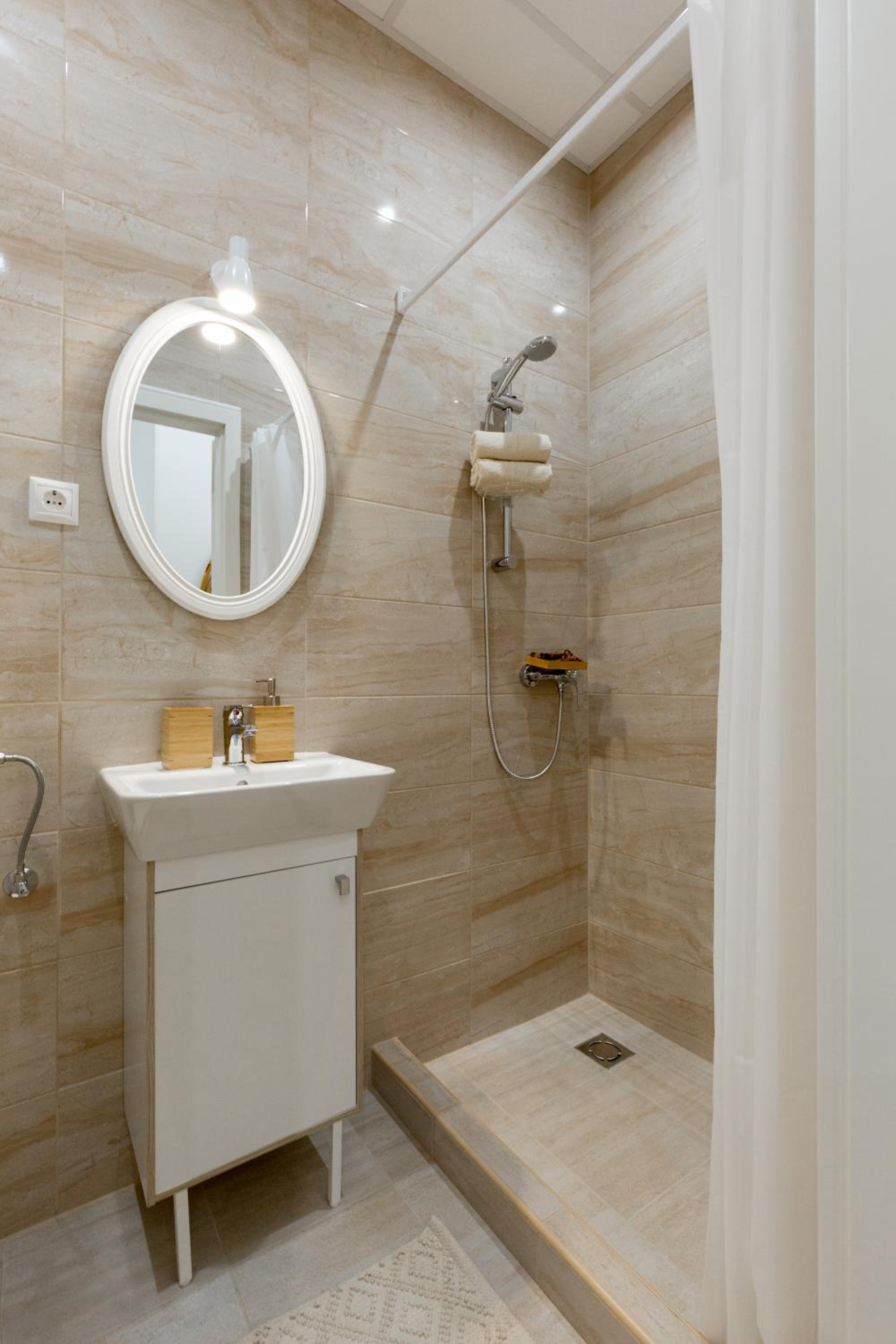 Superior Apartment - Photo 17