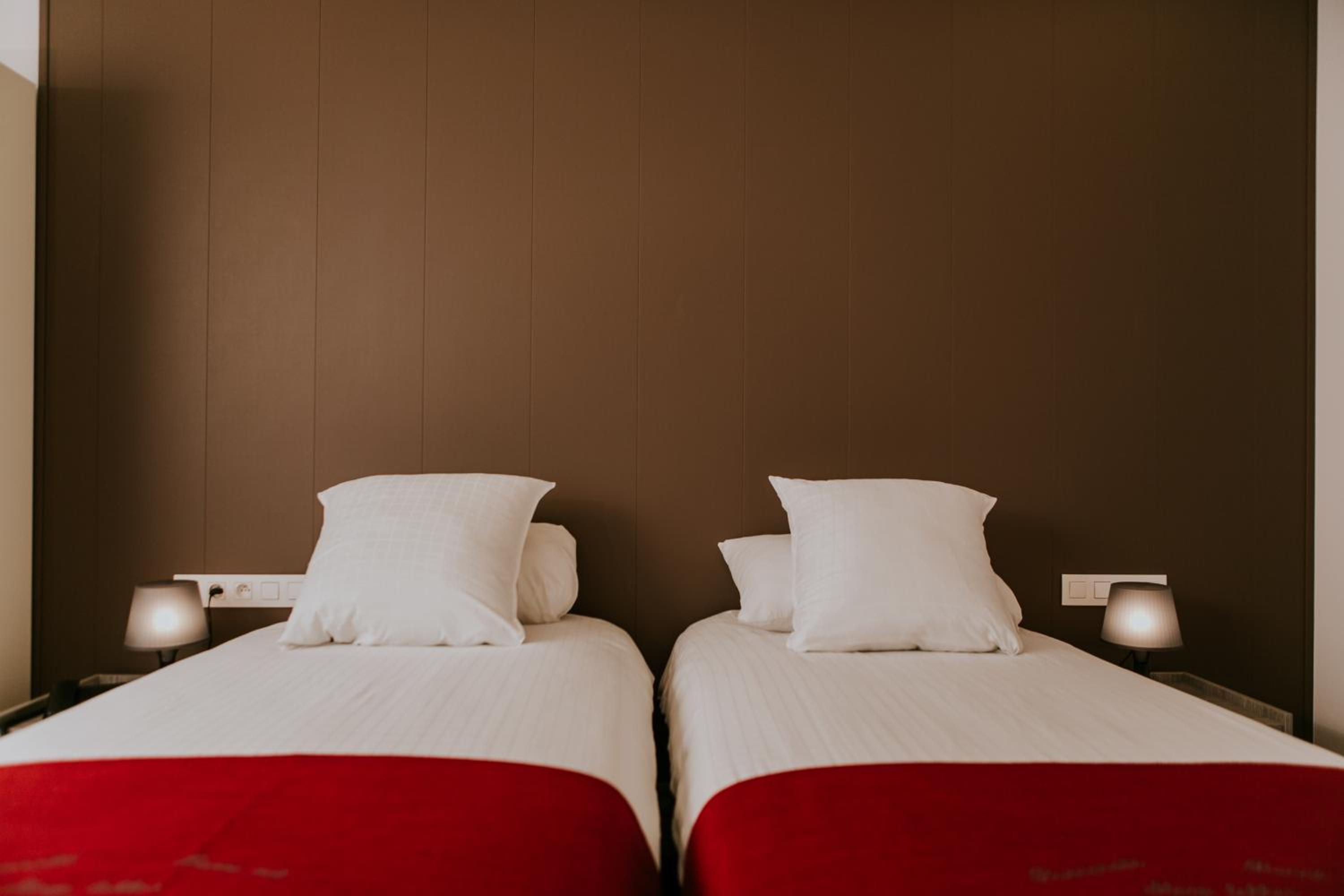 Double Room - Photo 3