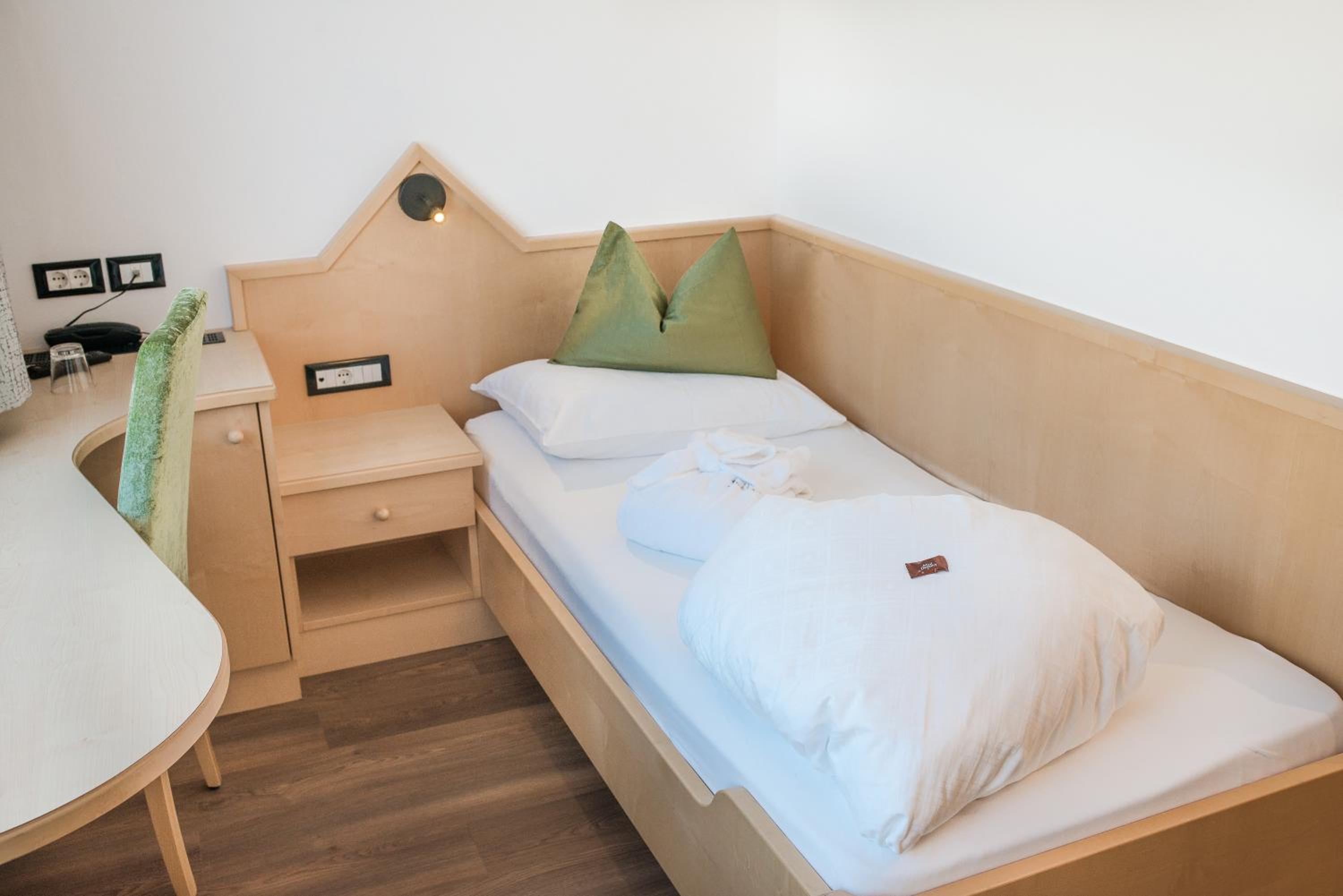 Single Room with Balcony photo 1