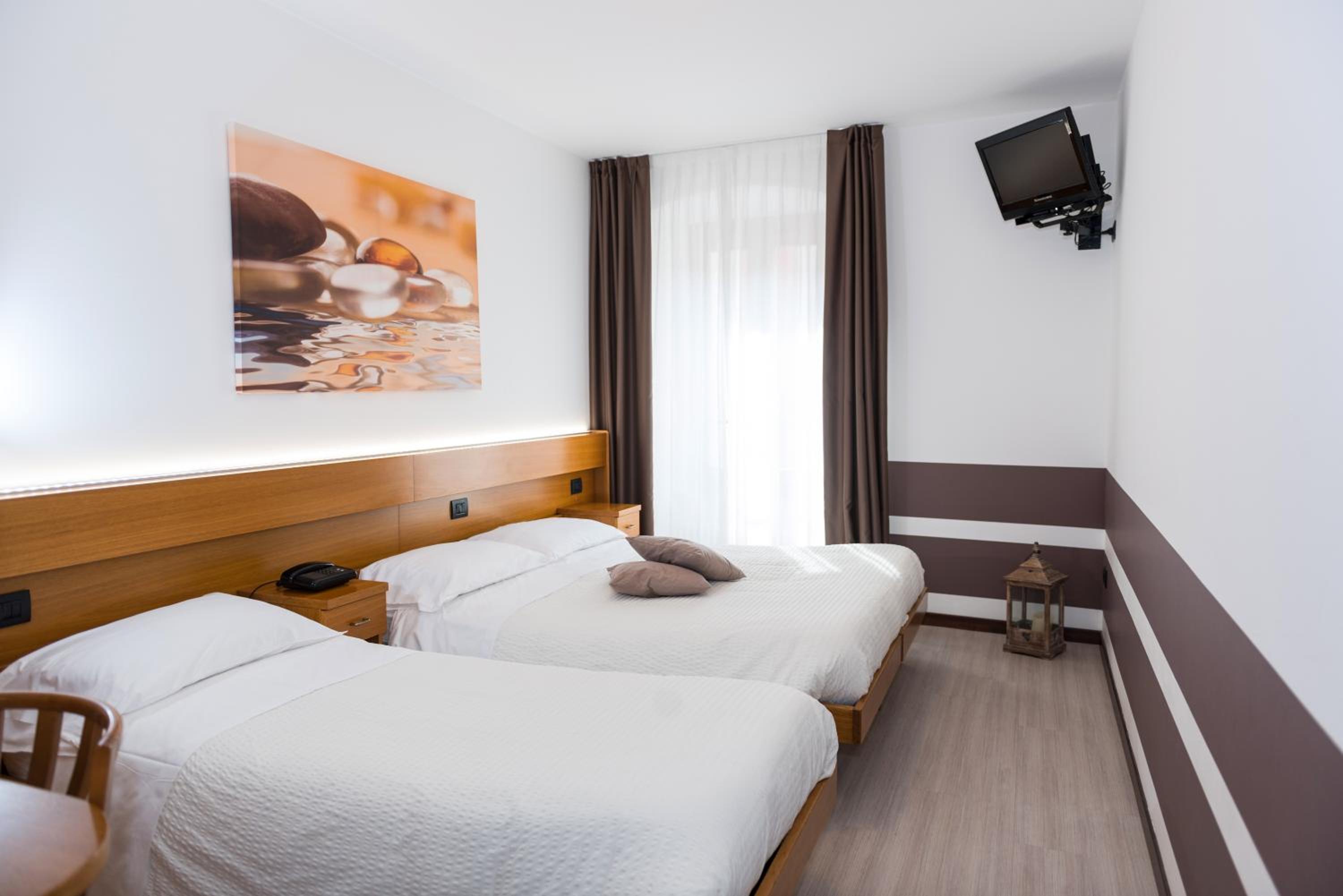 Triple Room photo 2