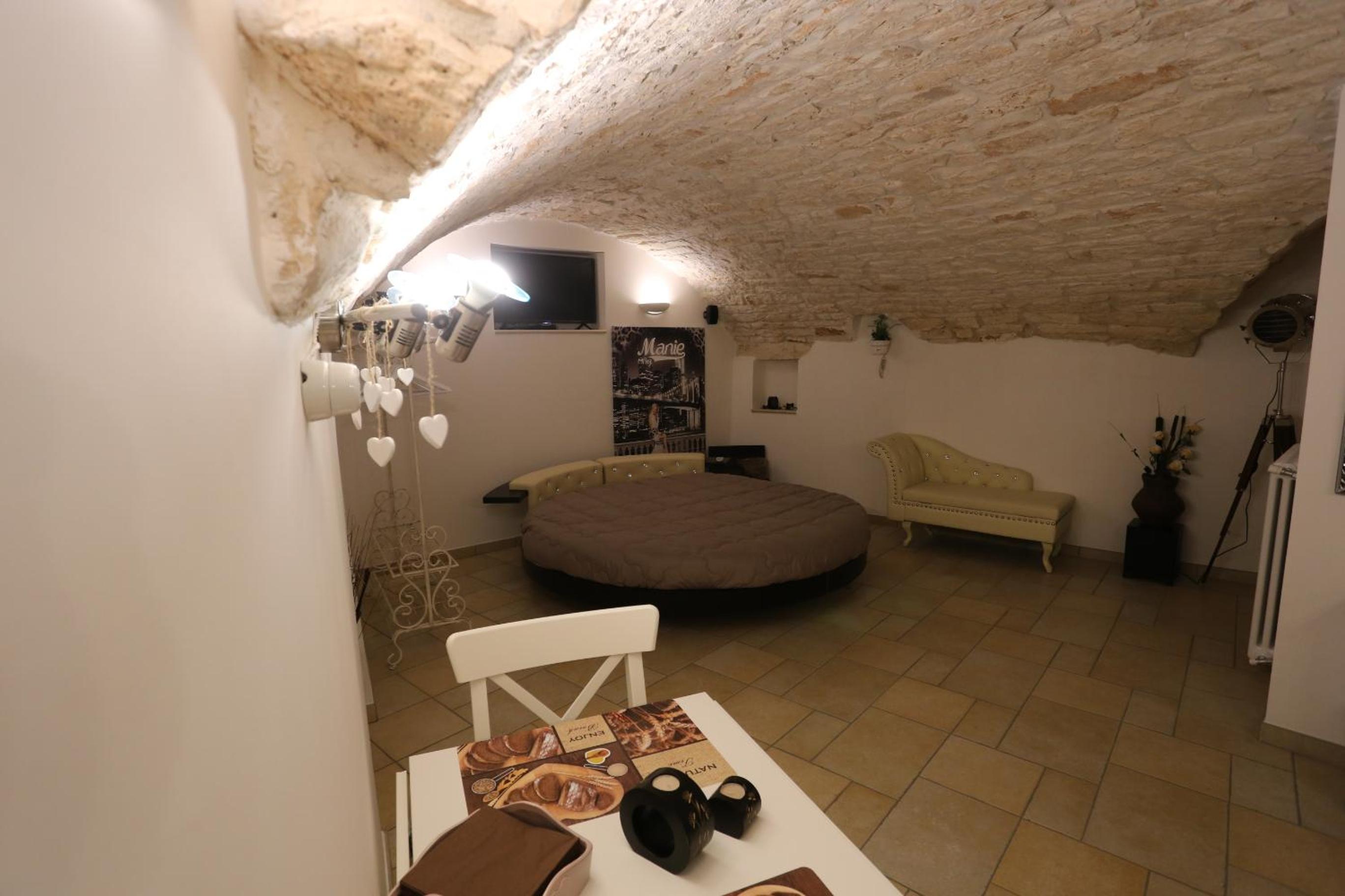 Apartment - Ground Floor photo 2