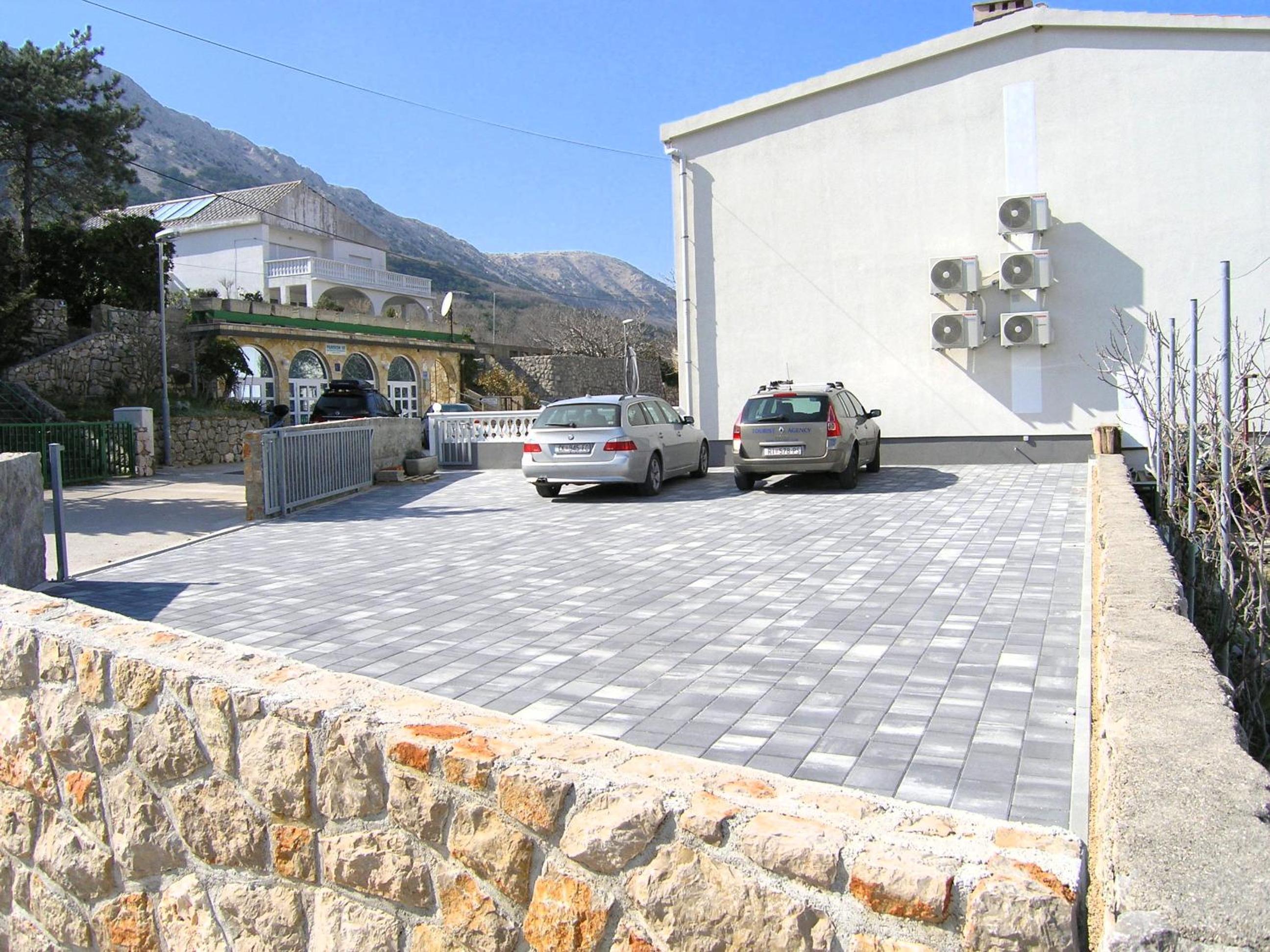 Studio with Balcony photo 1