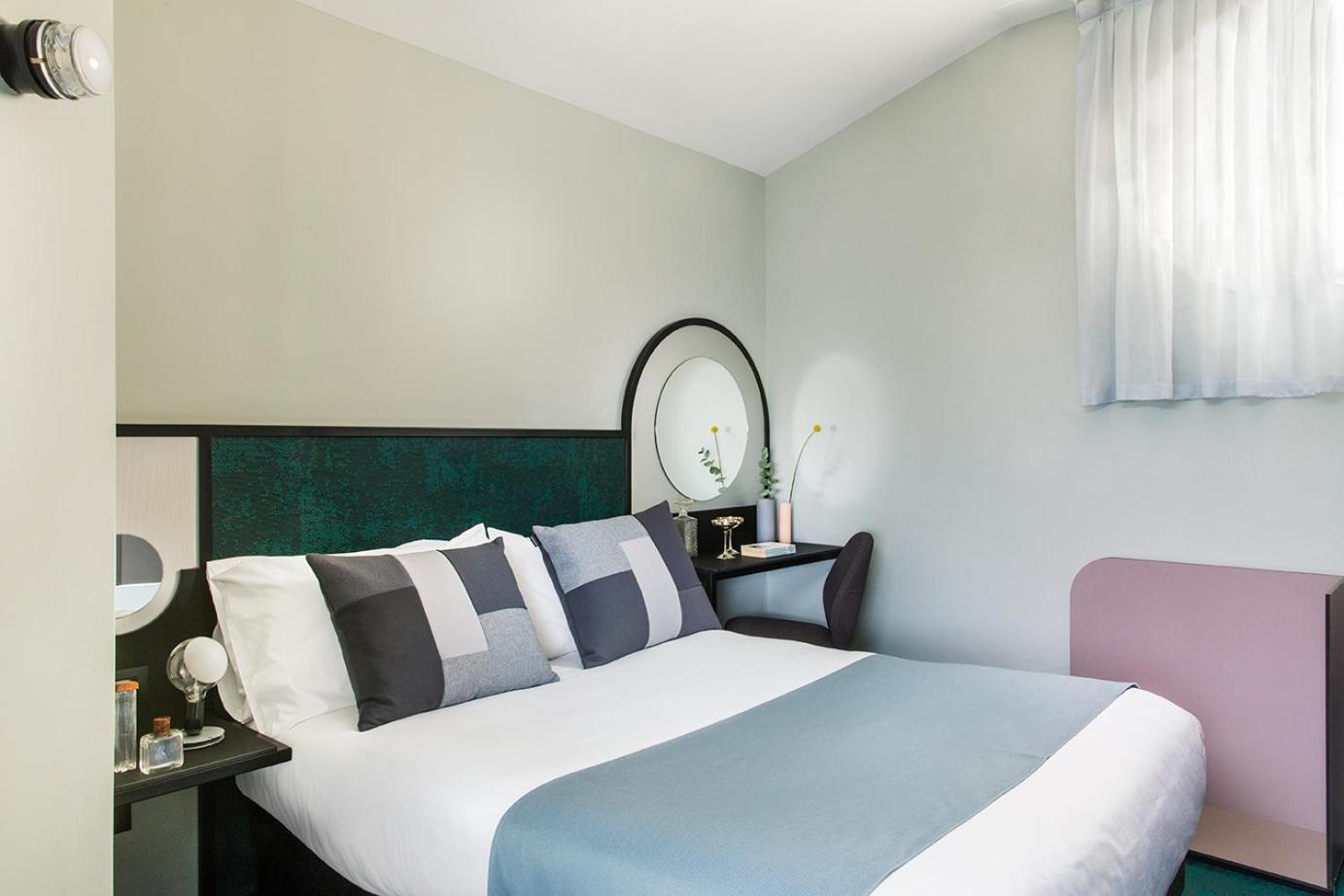 Small Double Room - Photo 3