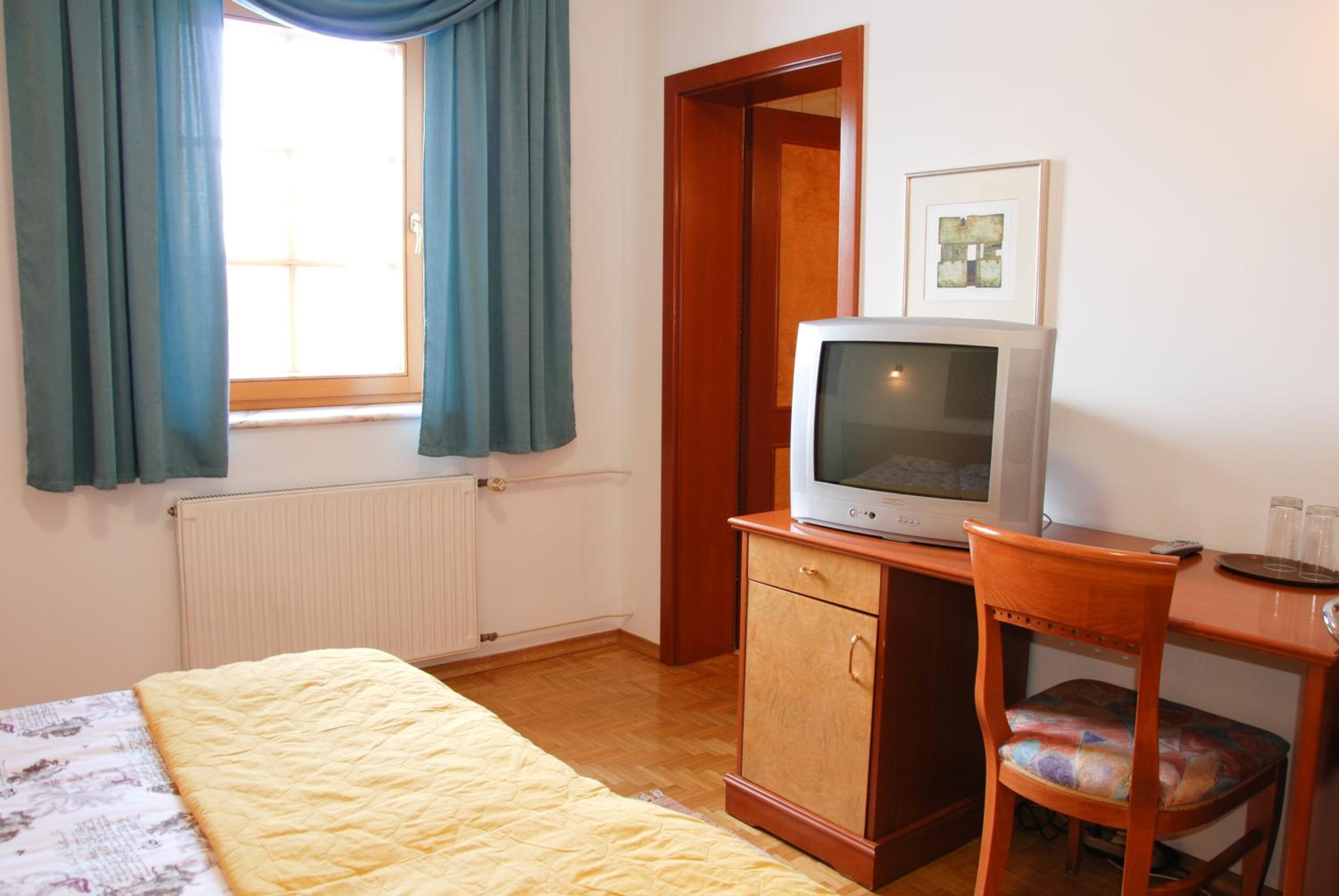 Double or Twin Room photo 1