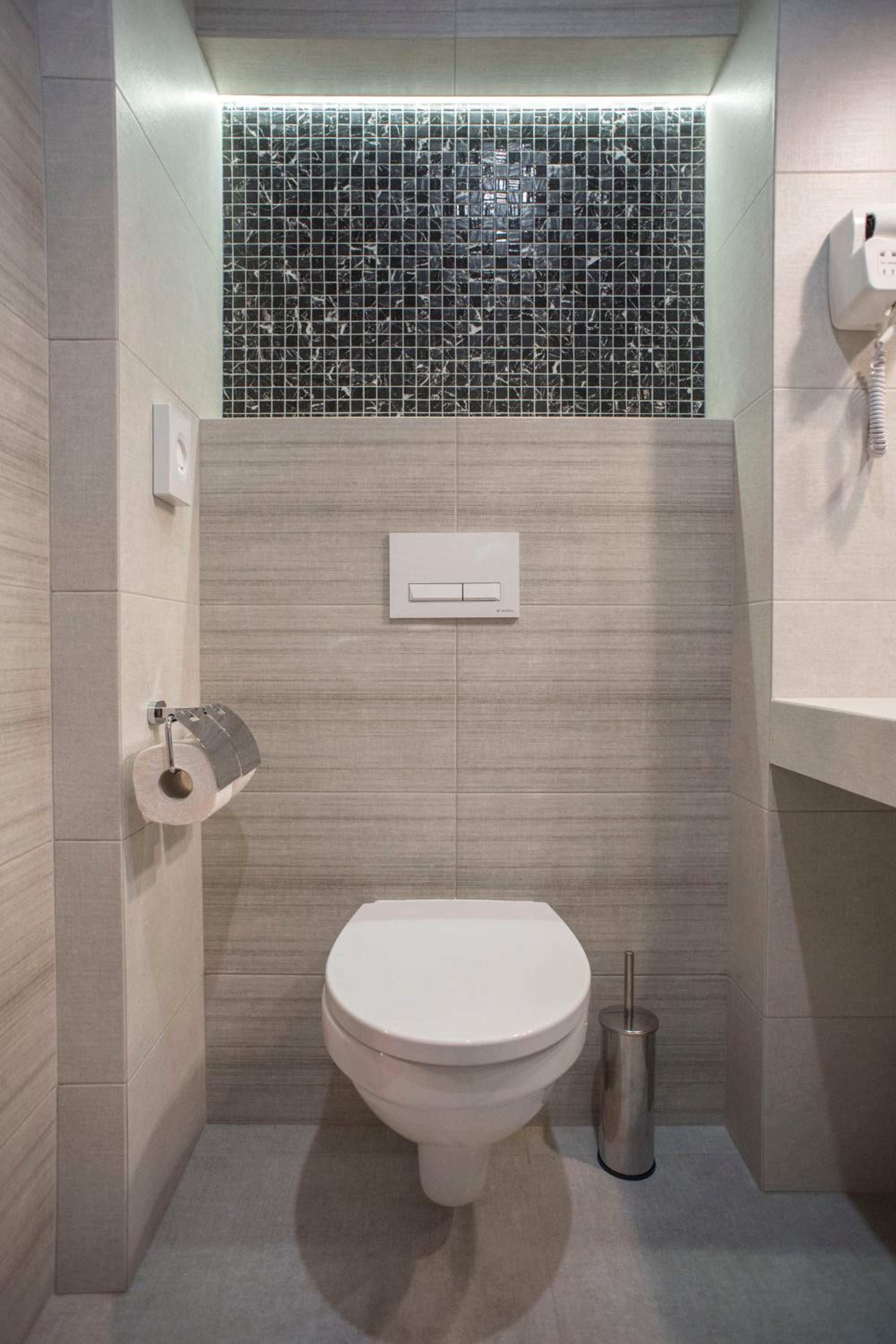Double Room with Private Bathroom - Photo 6