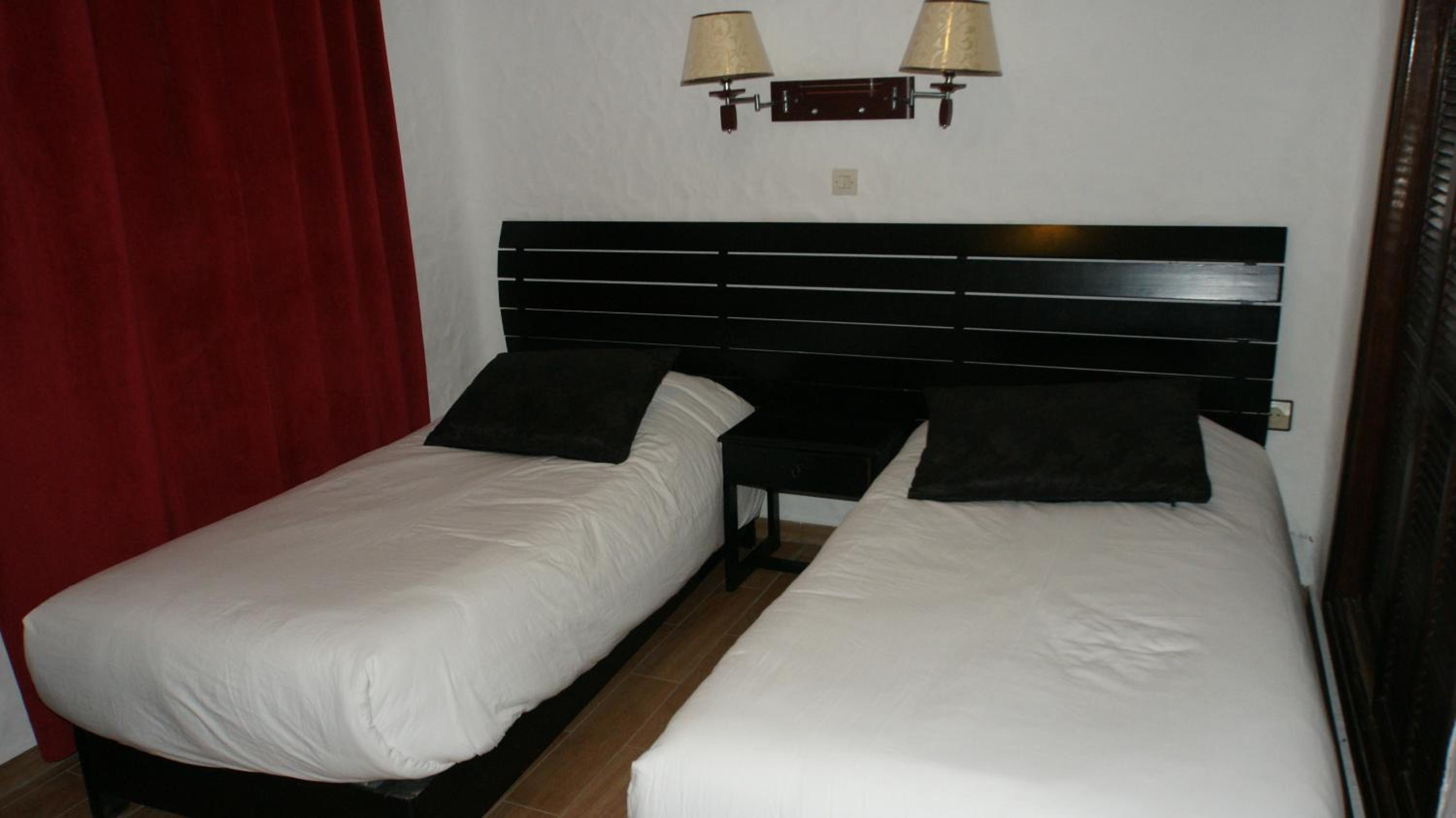 Standard Double Room photo 2