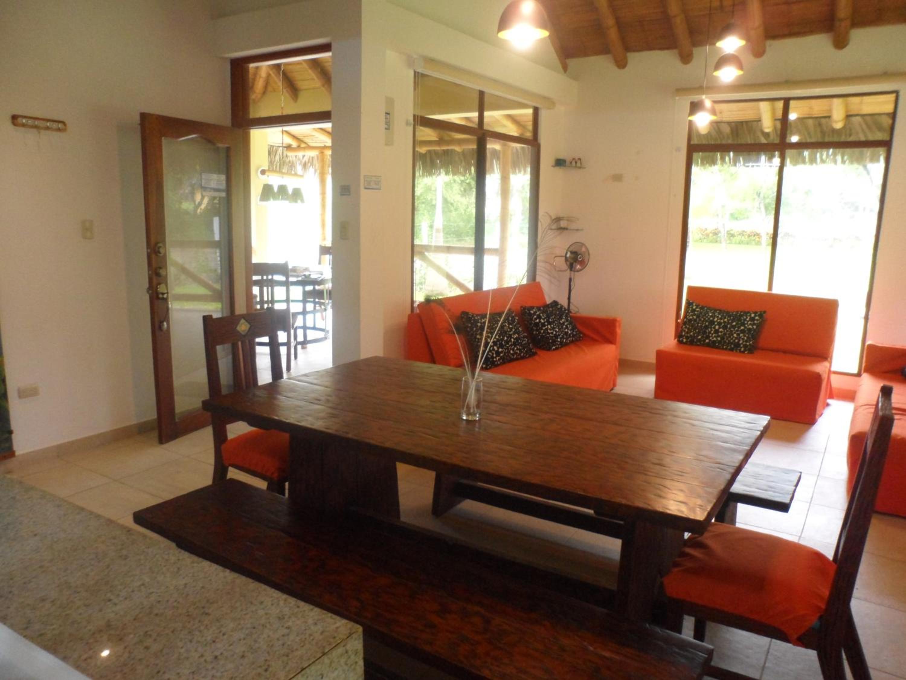 Villa photo 2