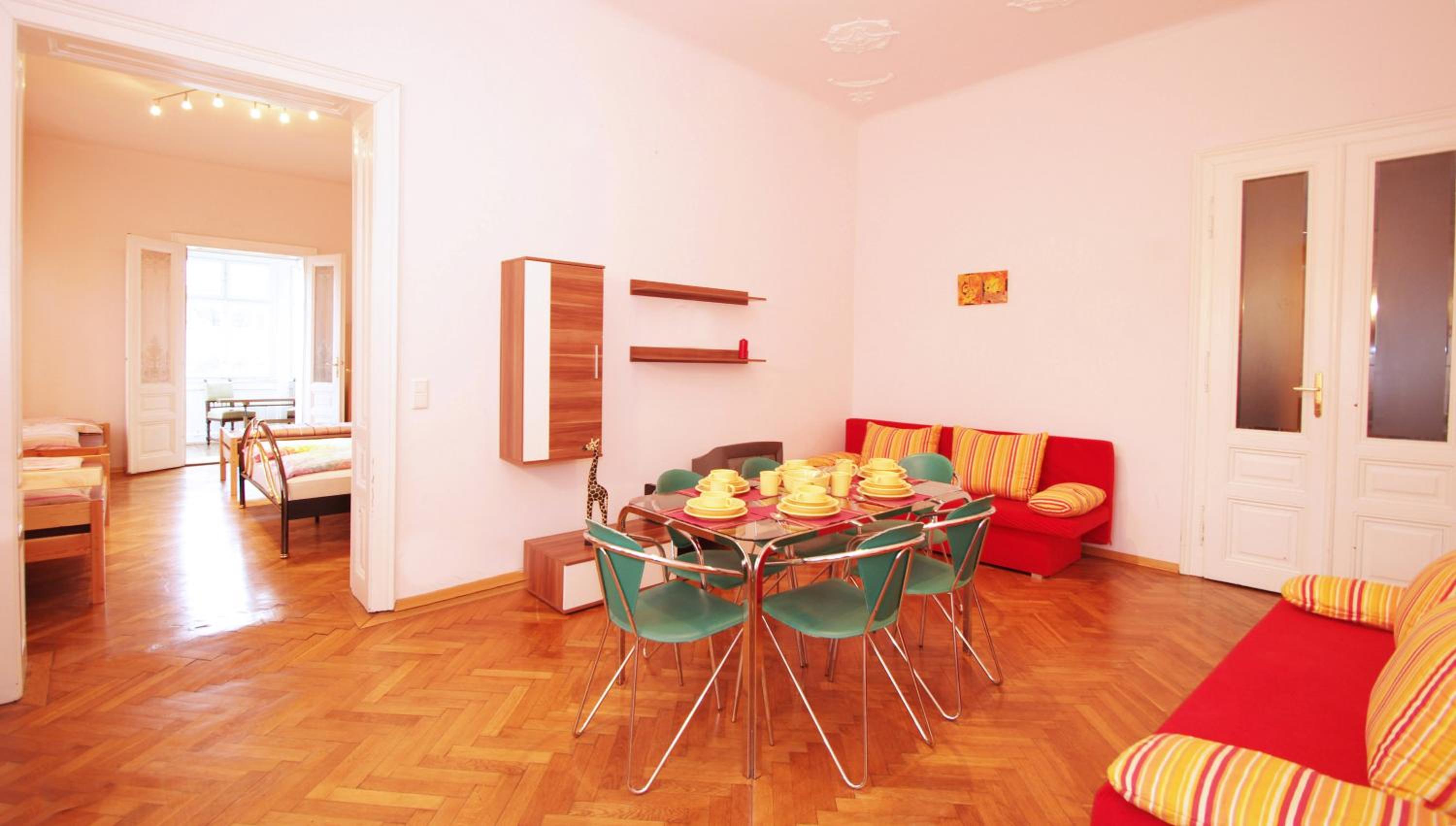 One-Bedroom Apartment with Terrace photo 3
