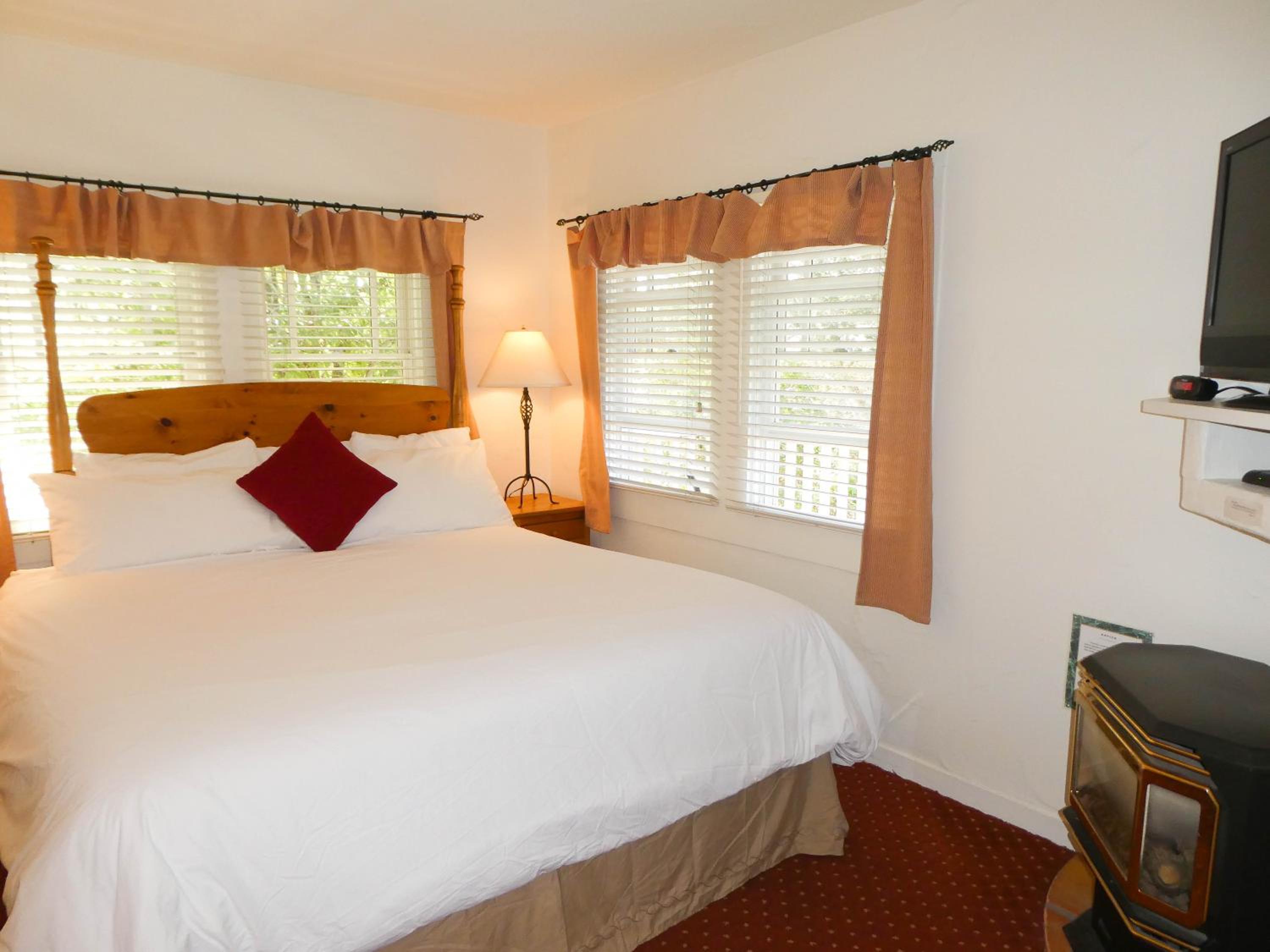 Chelsea Room with Parking