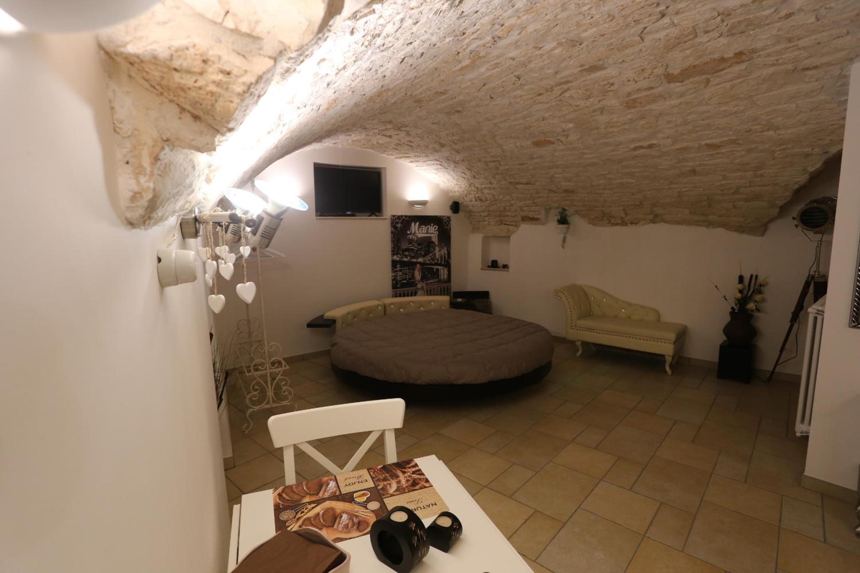 Apartment - Ground Floor photo 3
