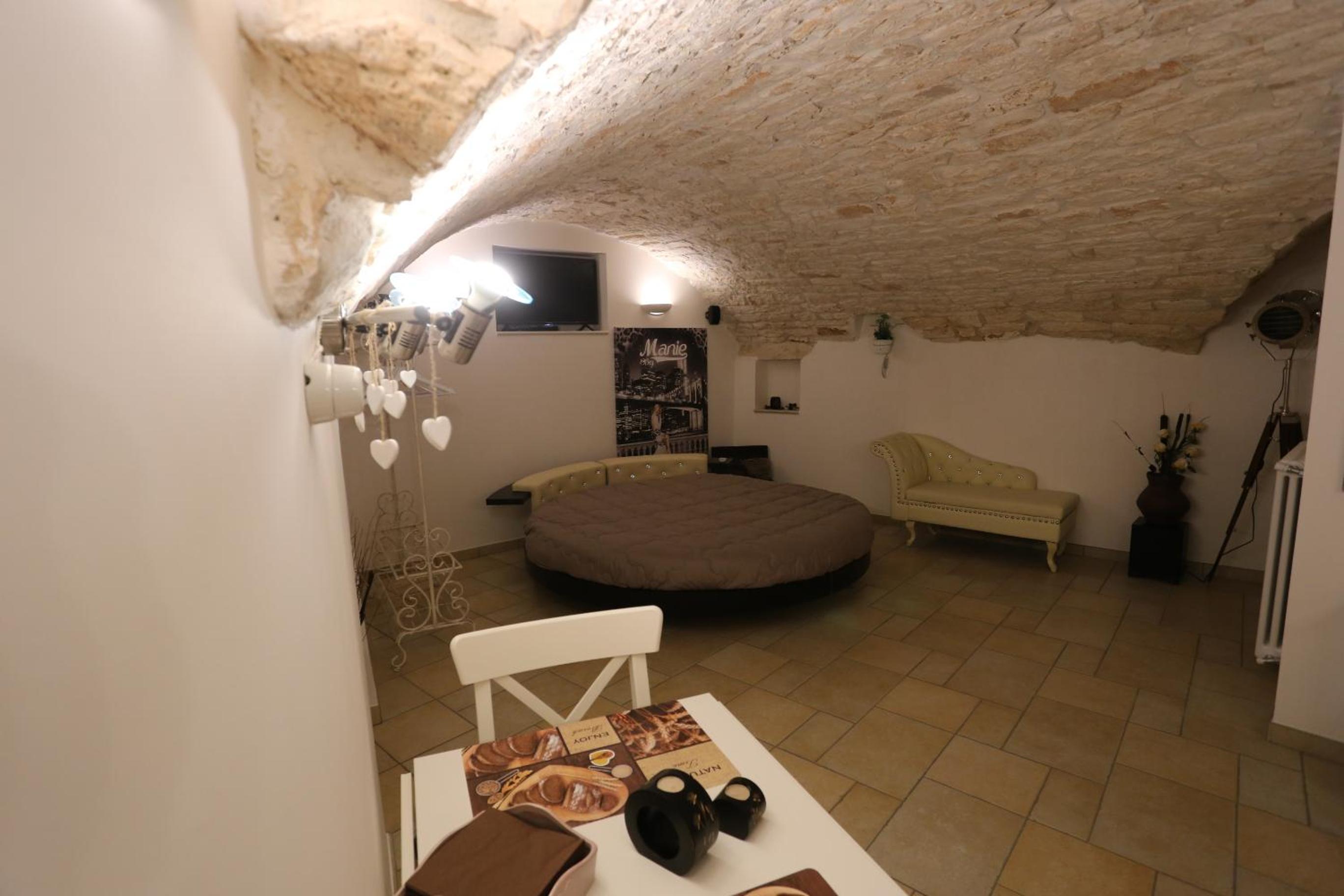 Apartment - Ground Floor photo 2