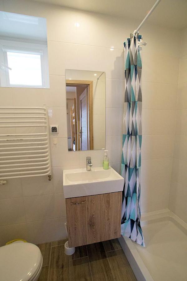 Family Room with Bathroom - Photo 2