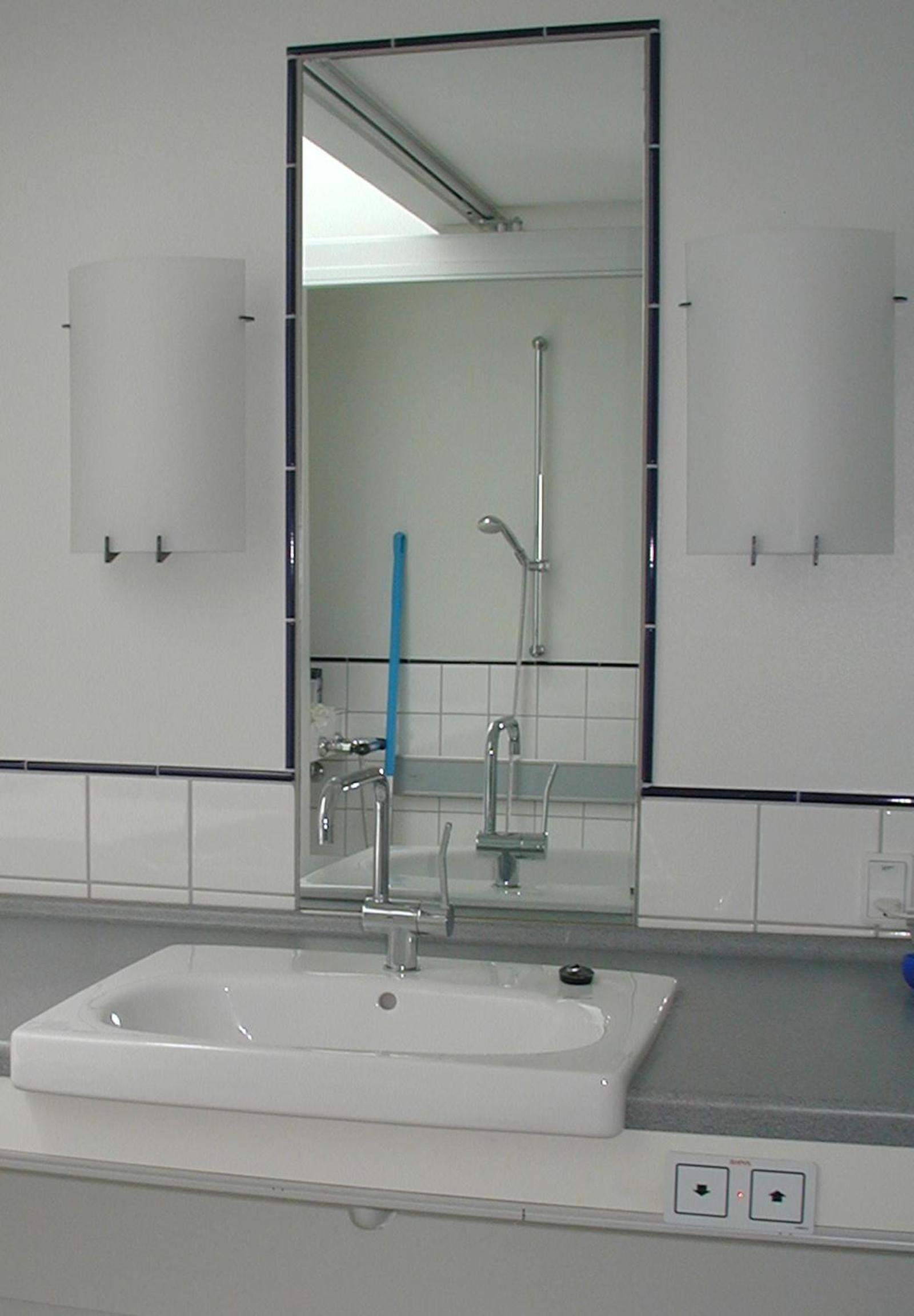Two-Bedroom Apartment - Photo 12