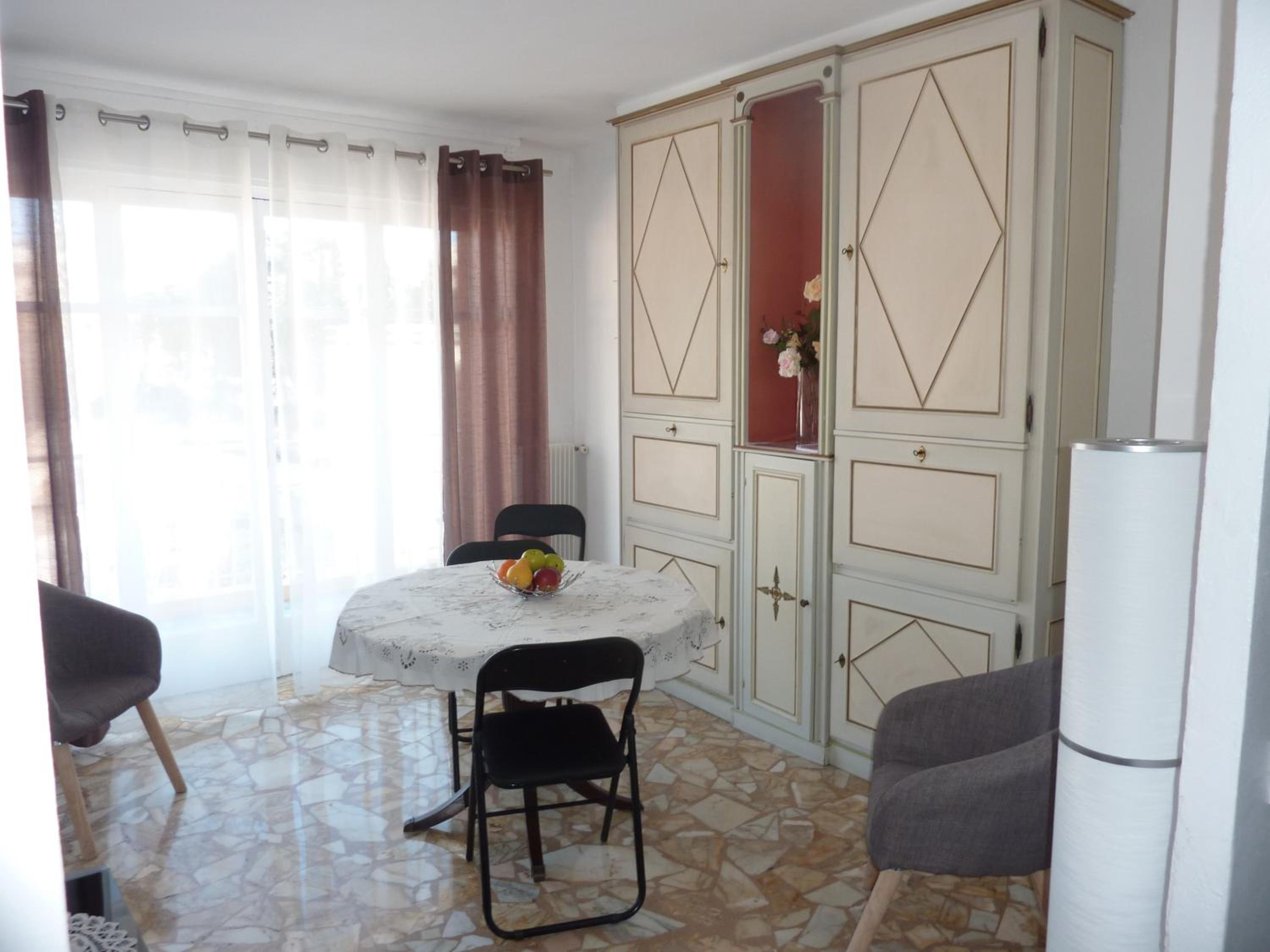 Standard Apartment - Photo 8