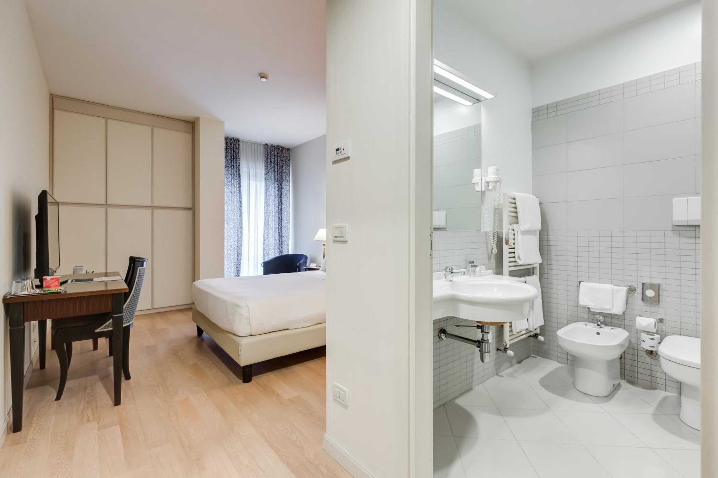 Superior Queen Room - Photo 2
