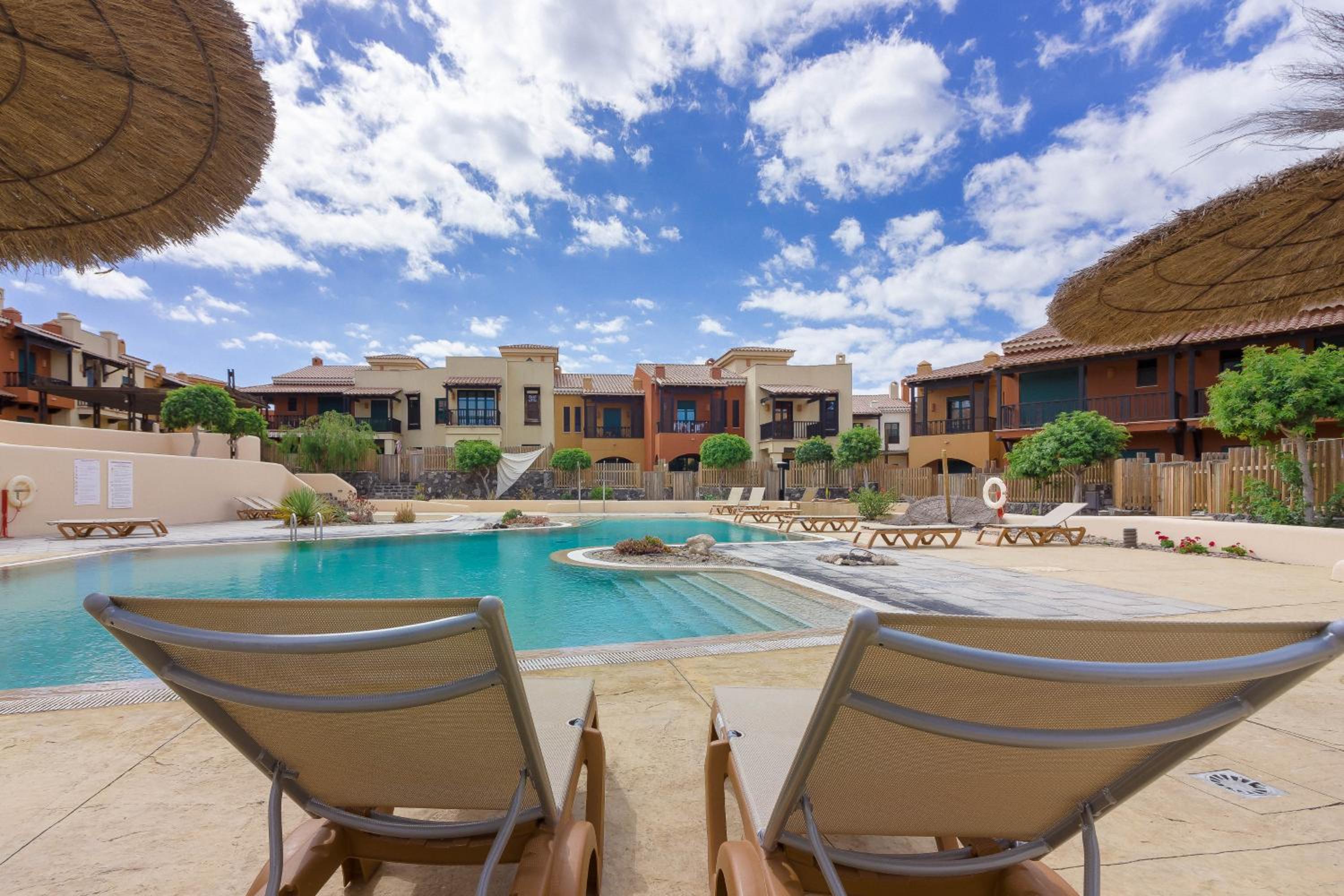 Villa with Sea View photo 2