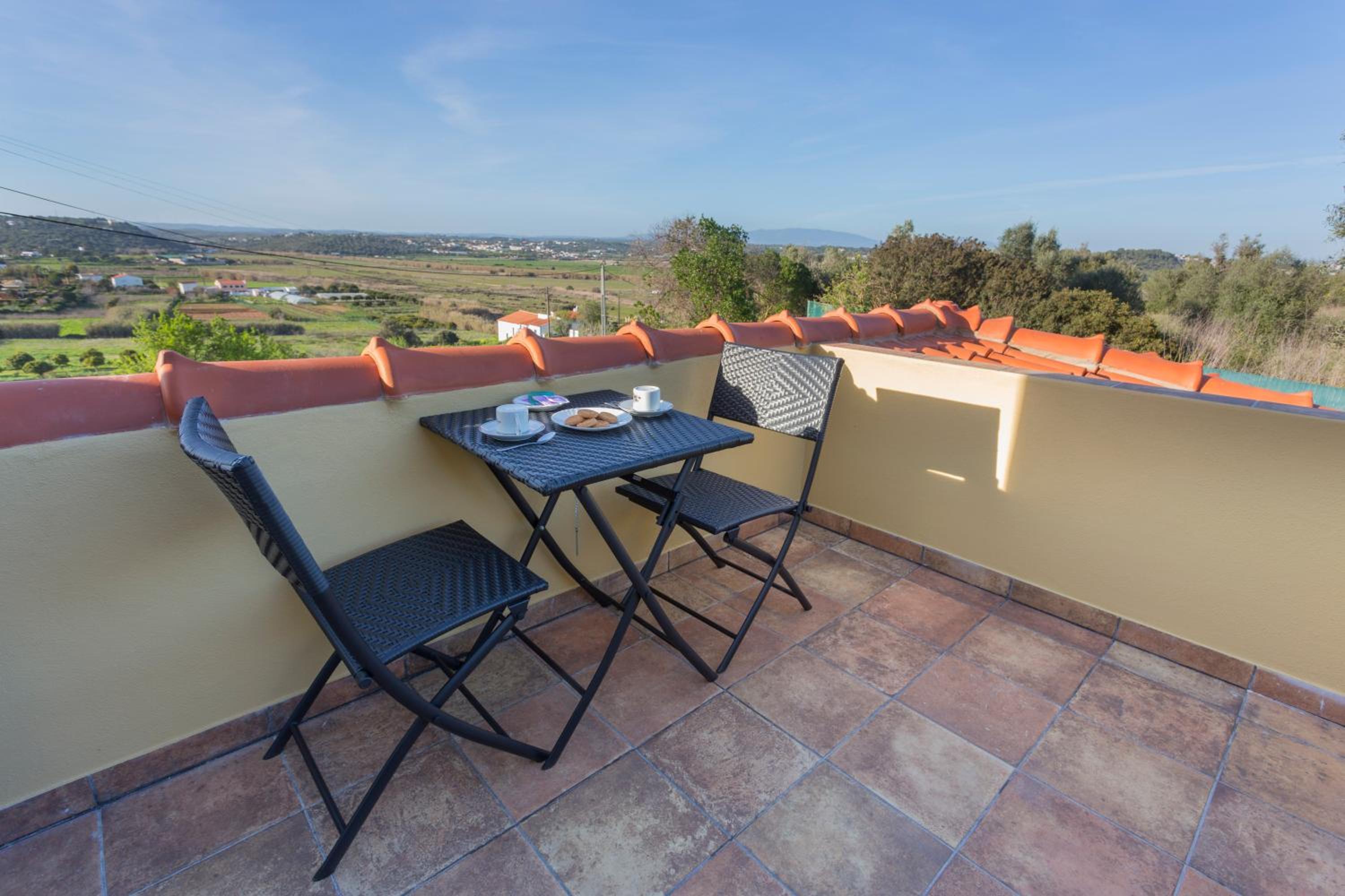 King Suite with Balcony photo 2