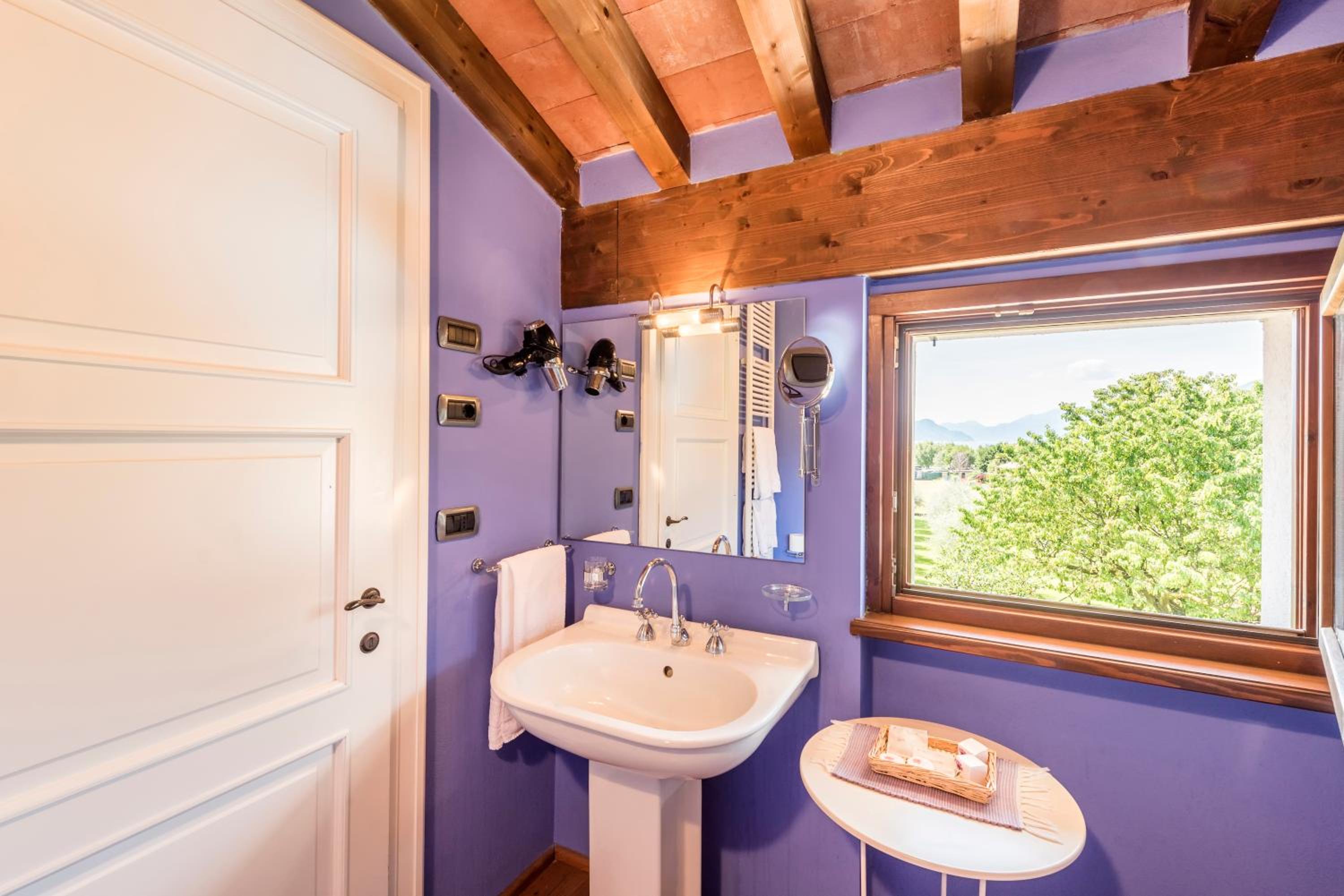 Superior Double Room with Spa Bath photo 3