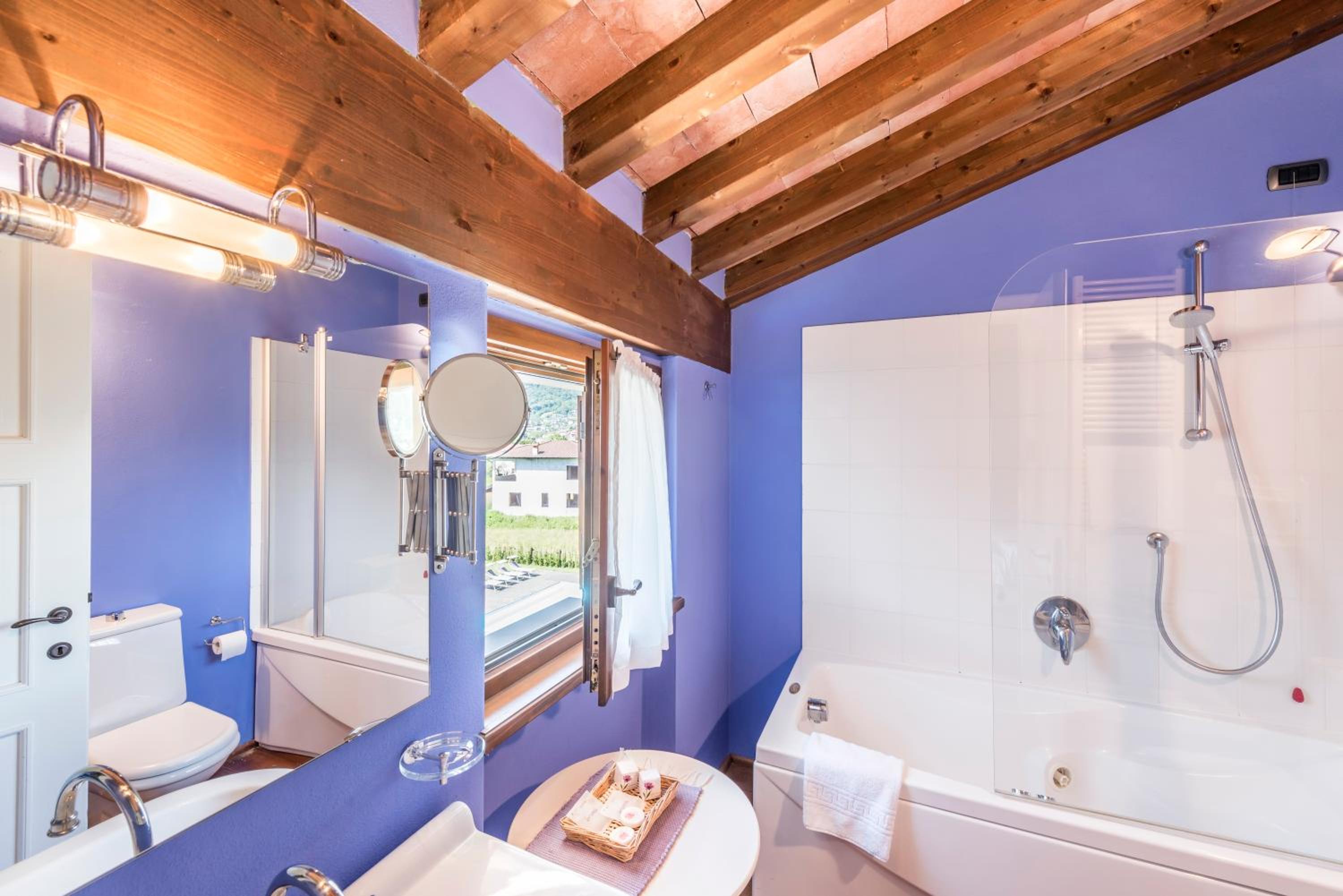 Superior Double Room with Spa Bath photo 2