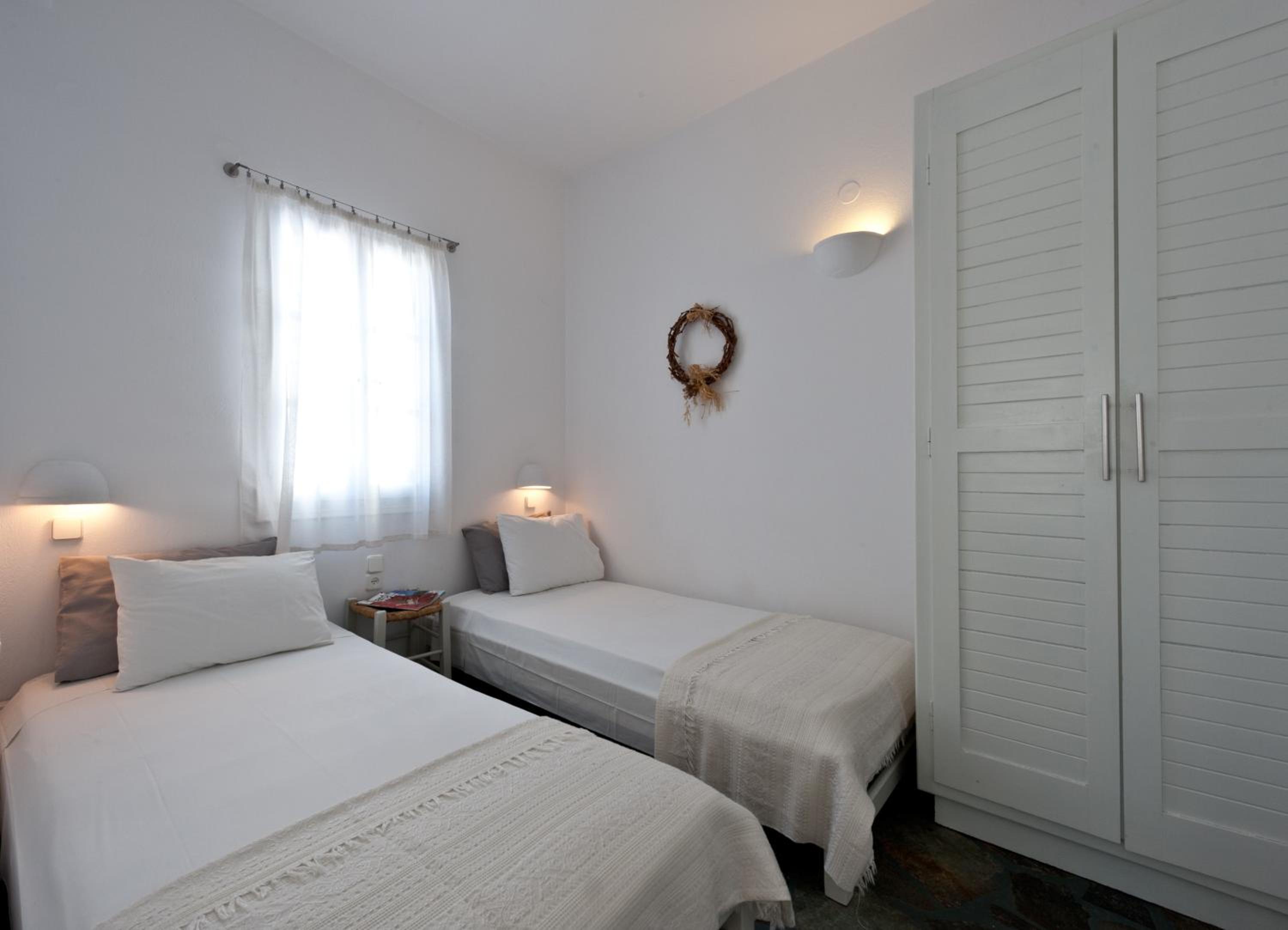 Apartment (2 Adults + 1 Child)