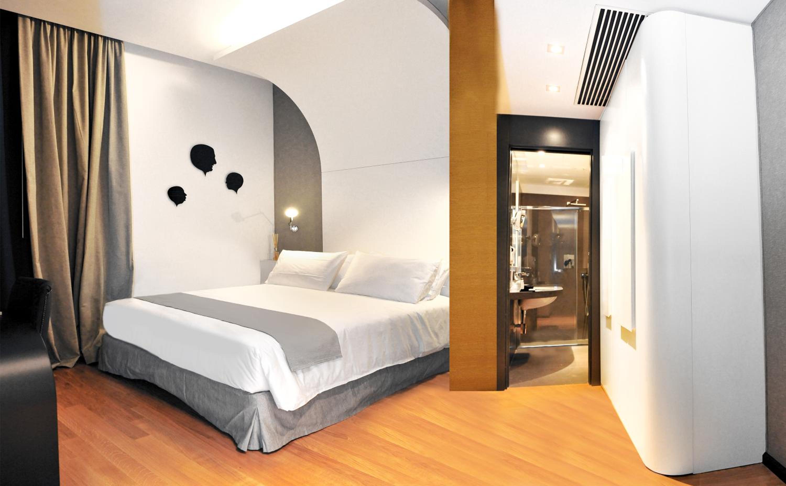 Deluxe Double Room photo 3