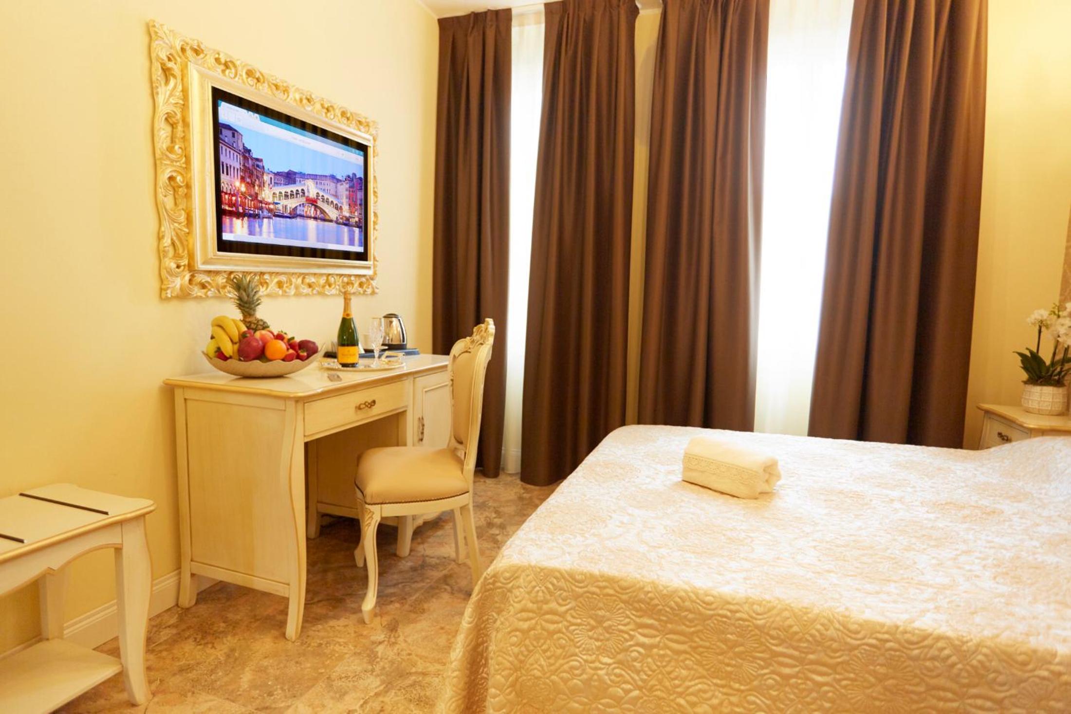 Superior Double or Twin Room - Photo 1