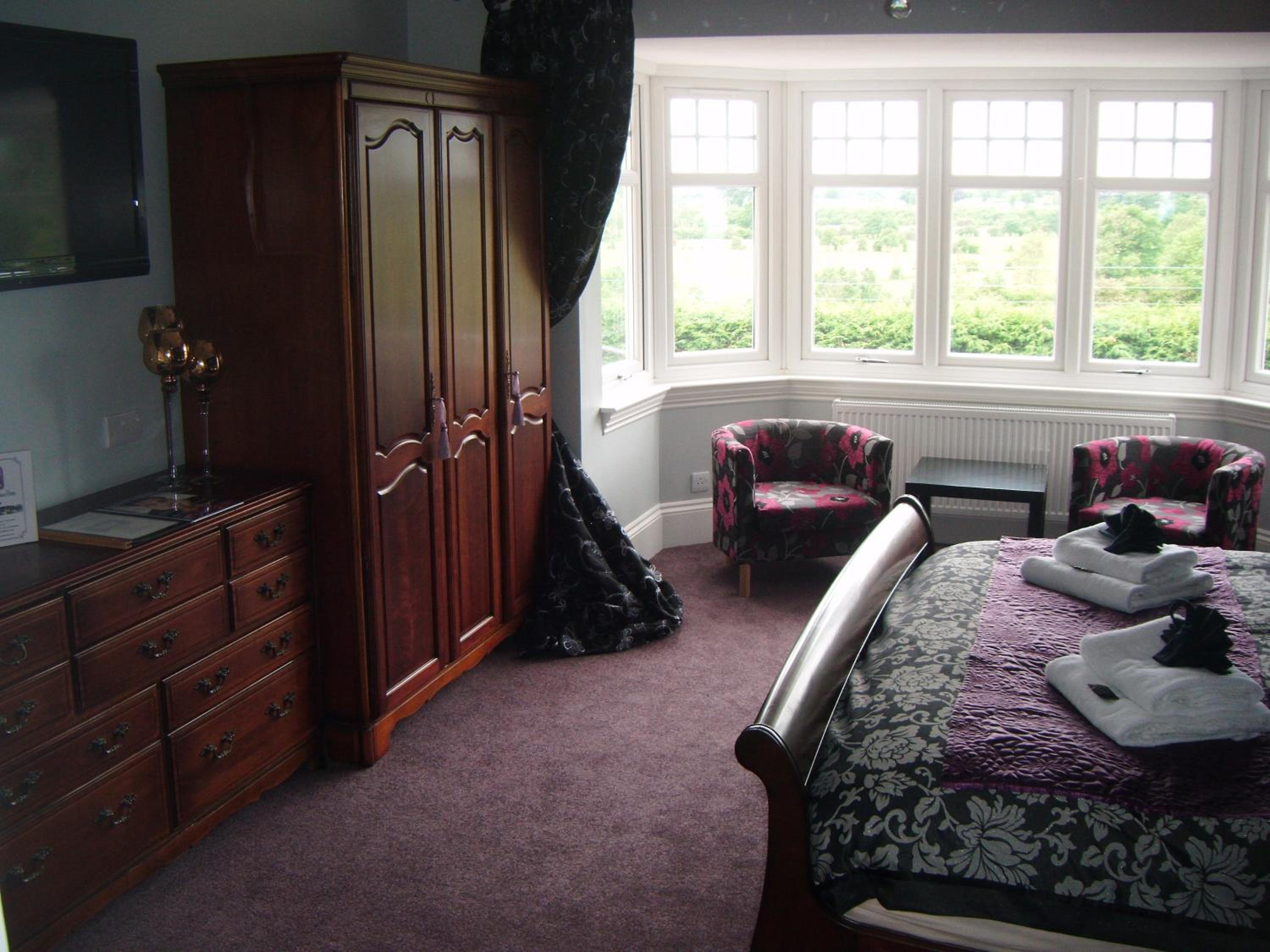 Suite - Photo 5
