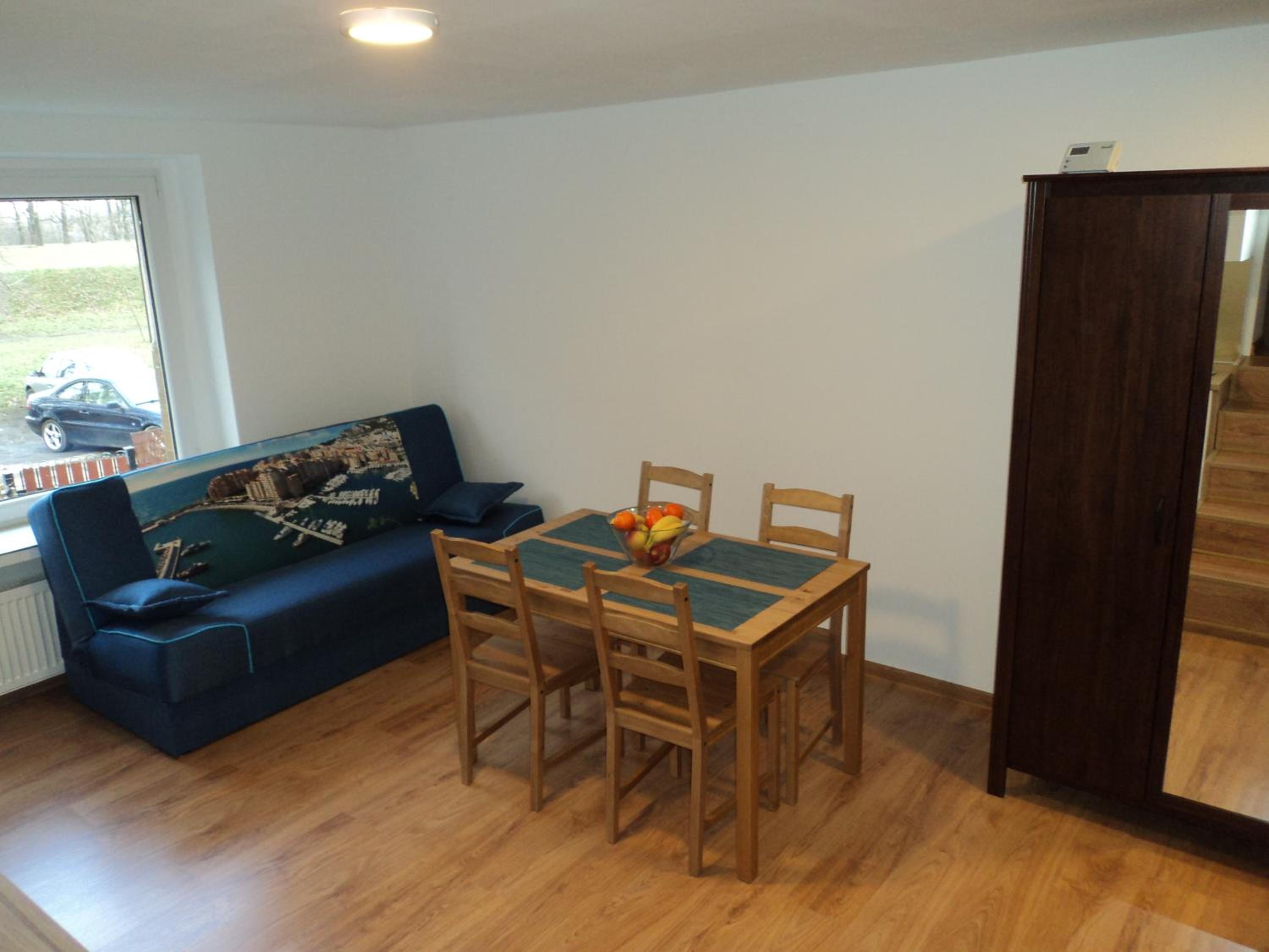 One-Bedroom Apartment - Photo 1