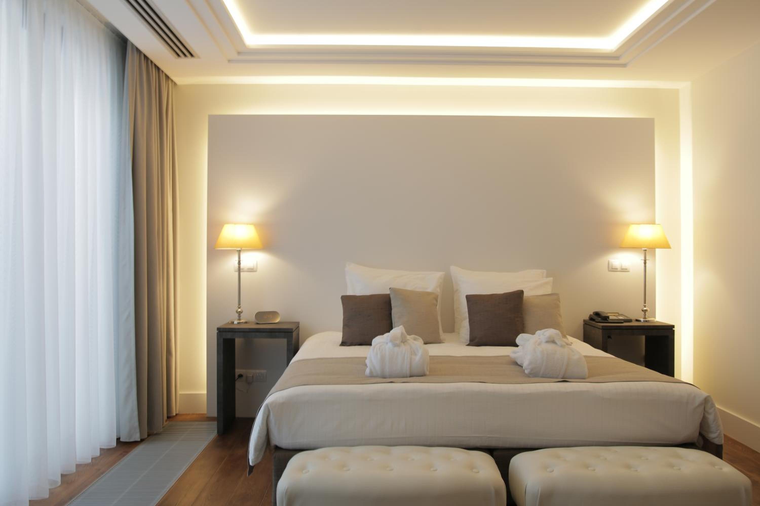 Superior Room With Bath