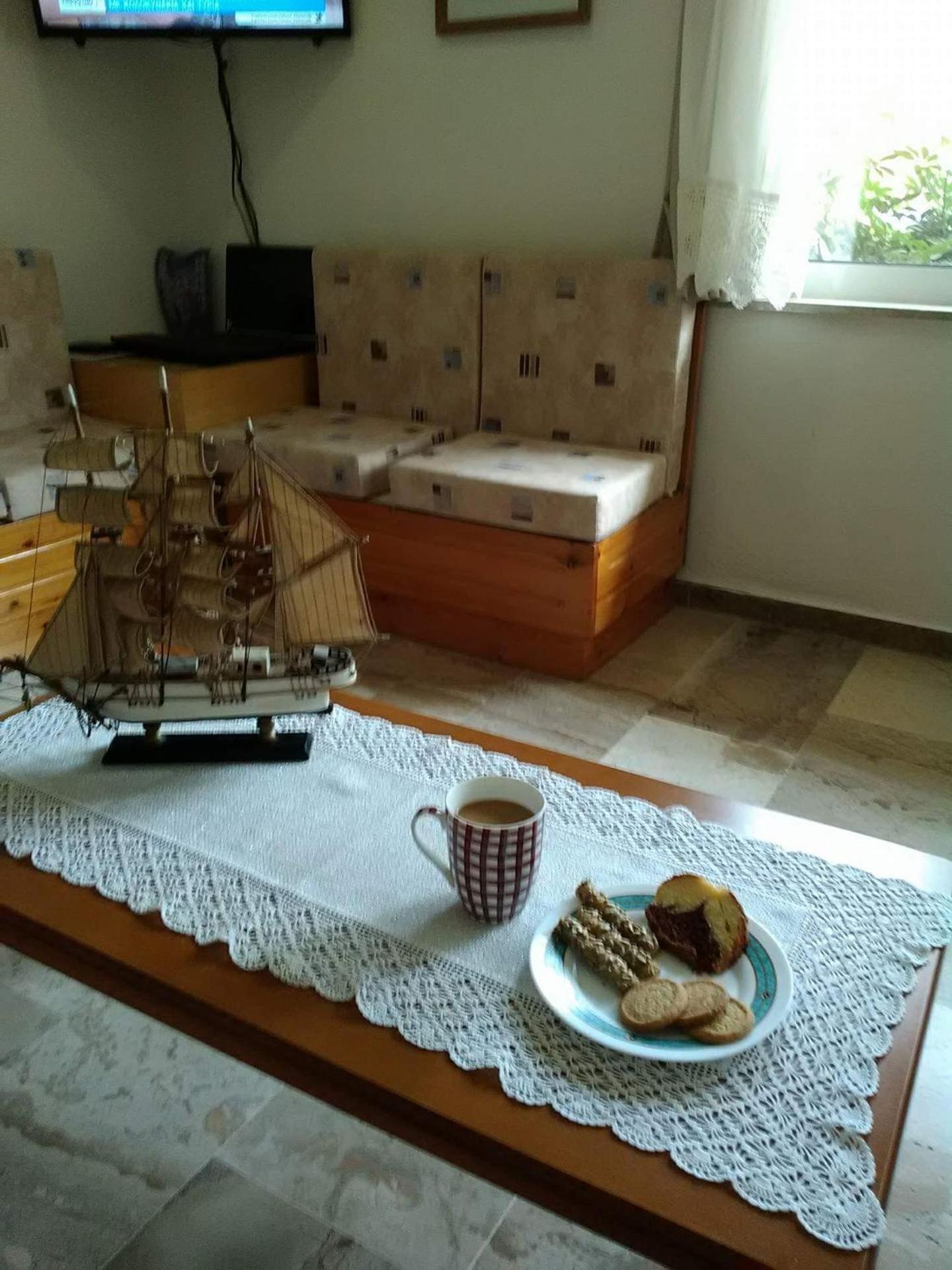 Double or Twin Room - Photo 9