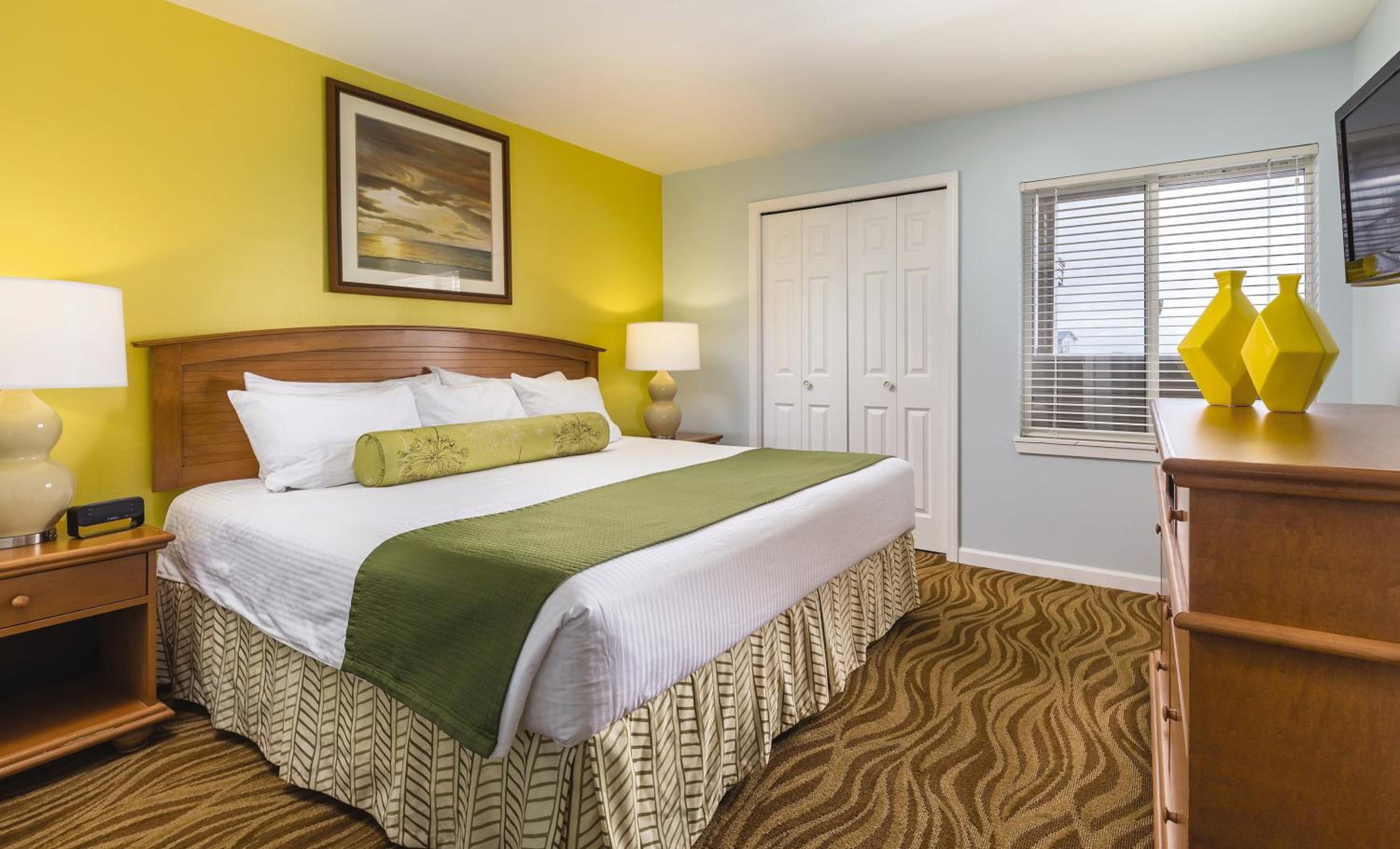 One-Bedroom Suite photo 1