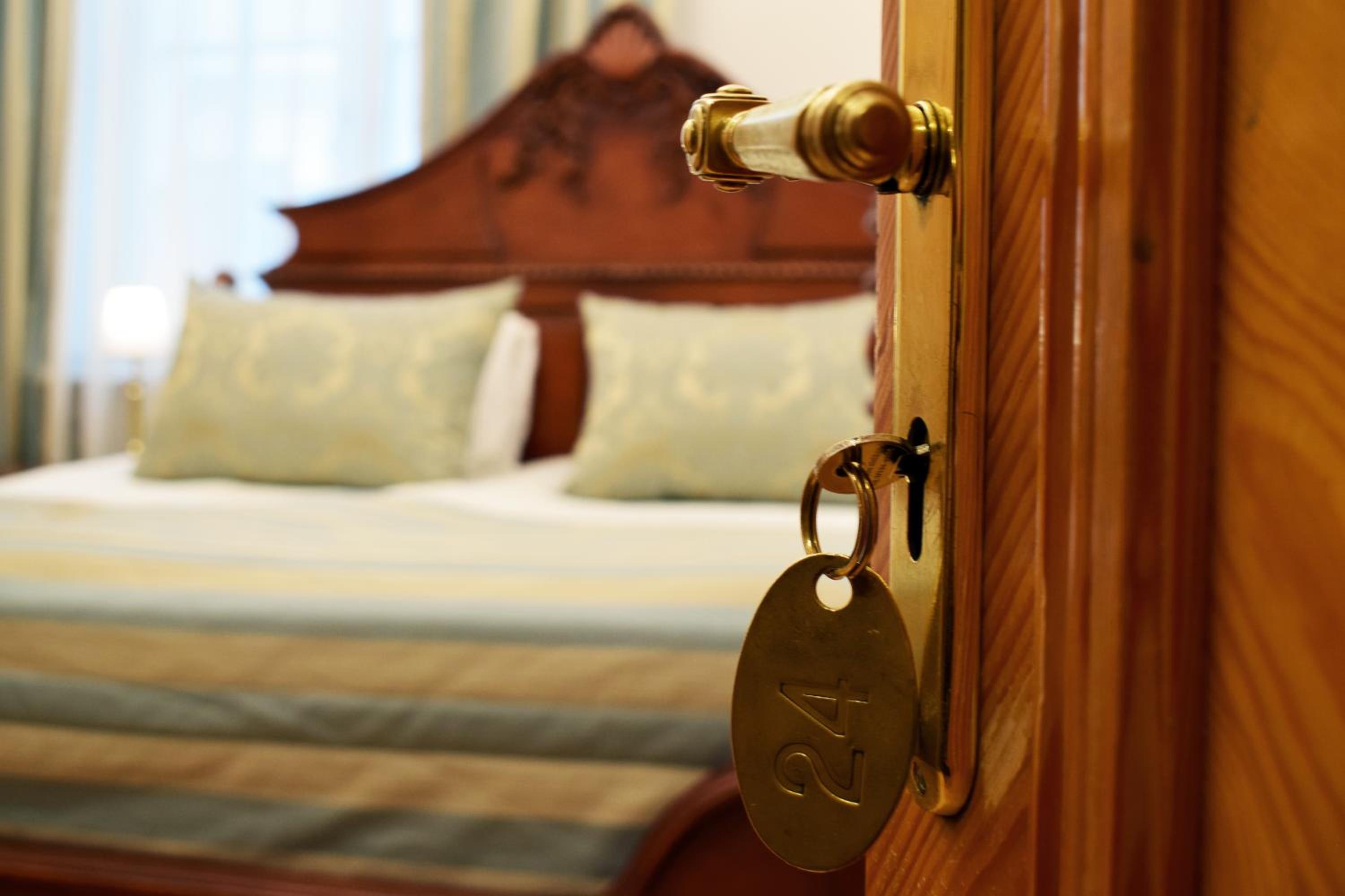 Superior Double Room - Photo 3