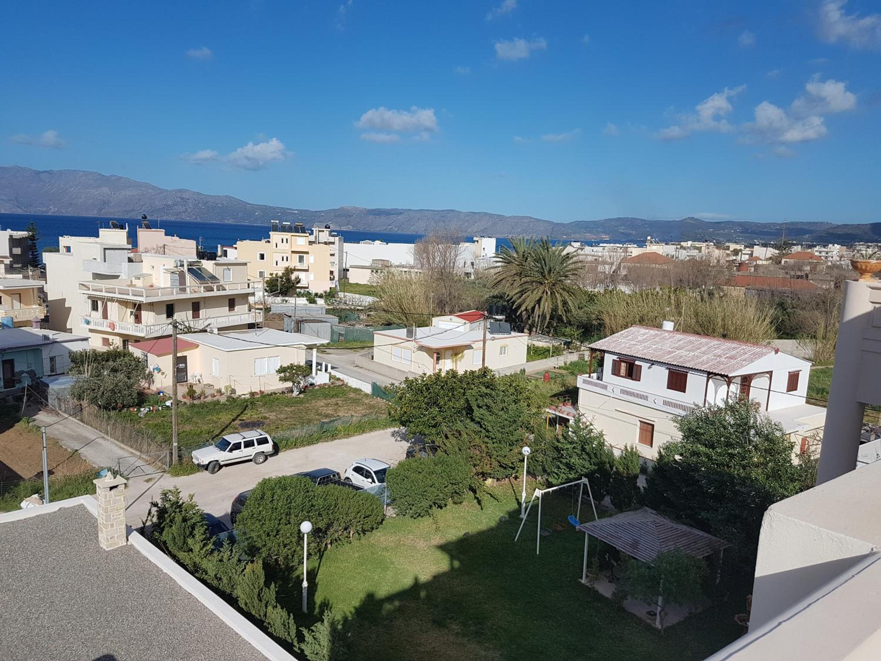 Apartment with Sea View - Photo 8
