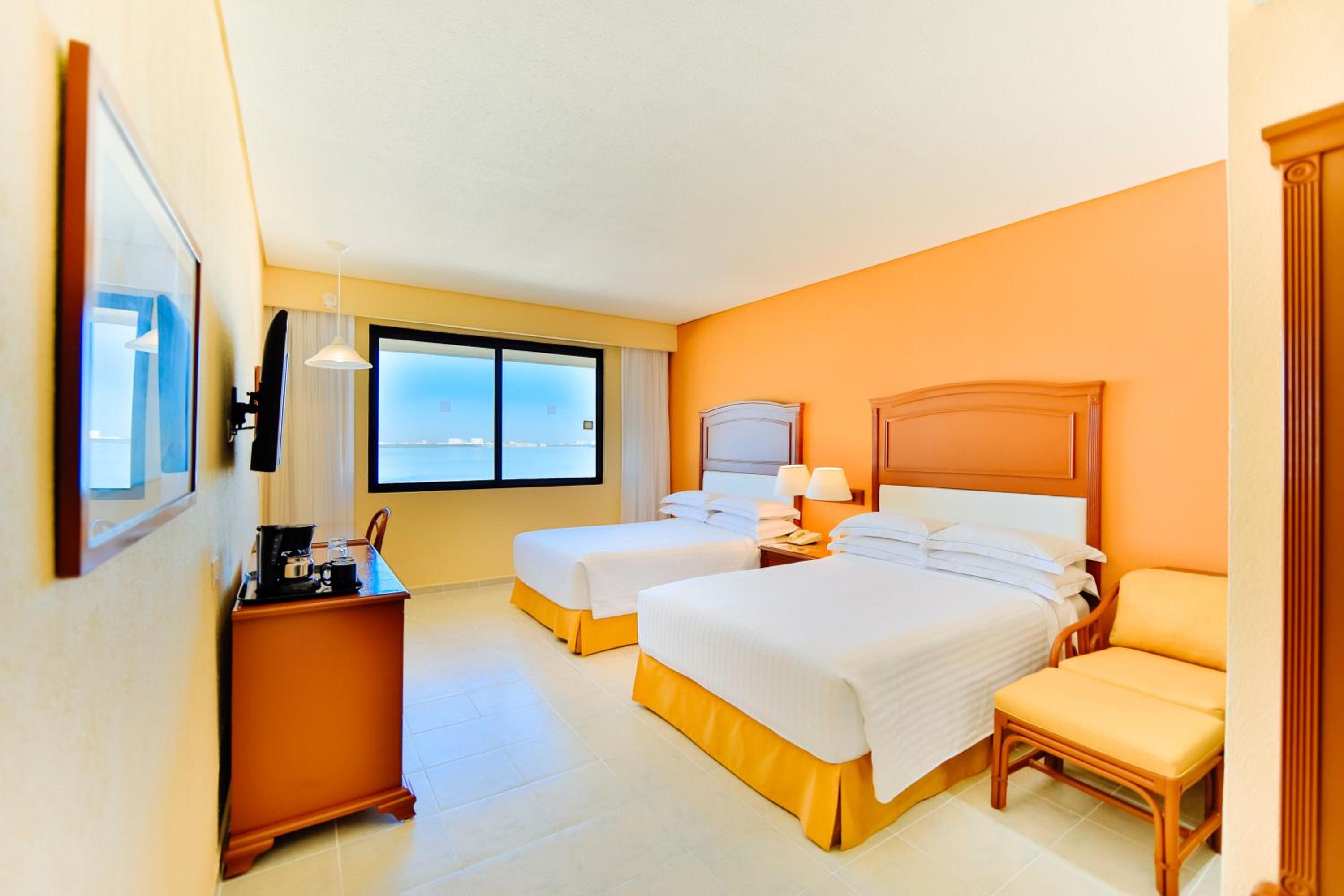 Double Room (2 Adults + 1 Child ) photo 1