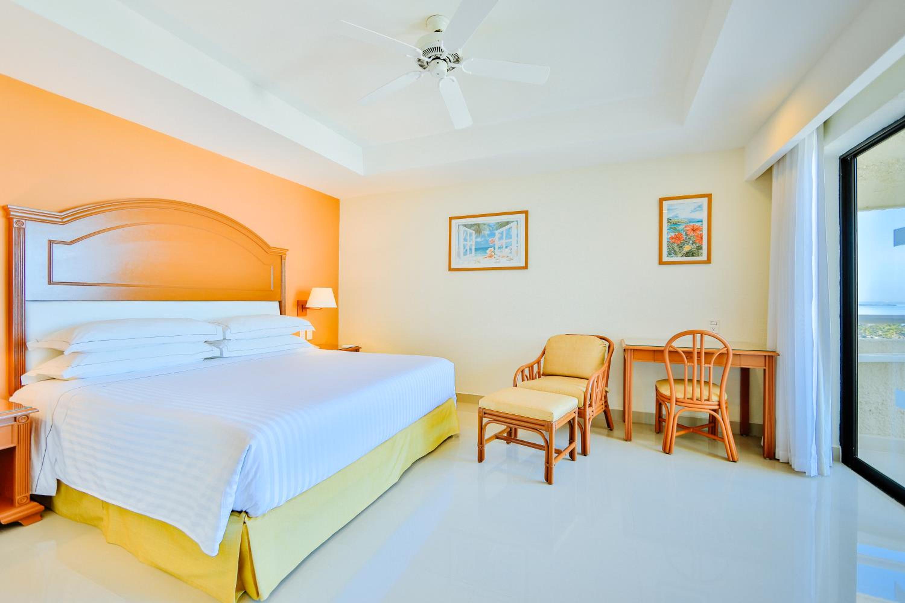 Double Room (2 Adults + 1 Child ) photo 2