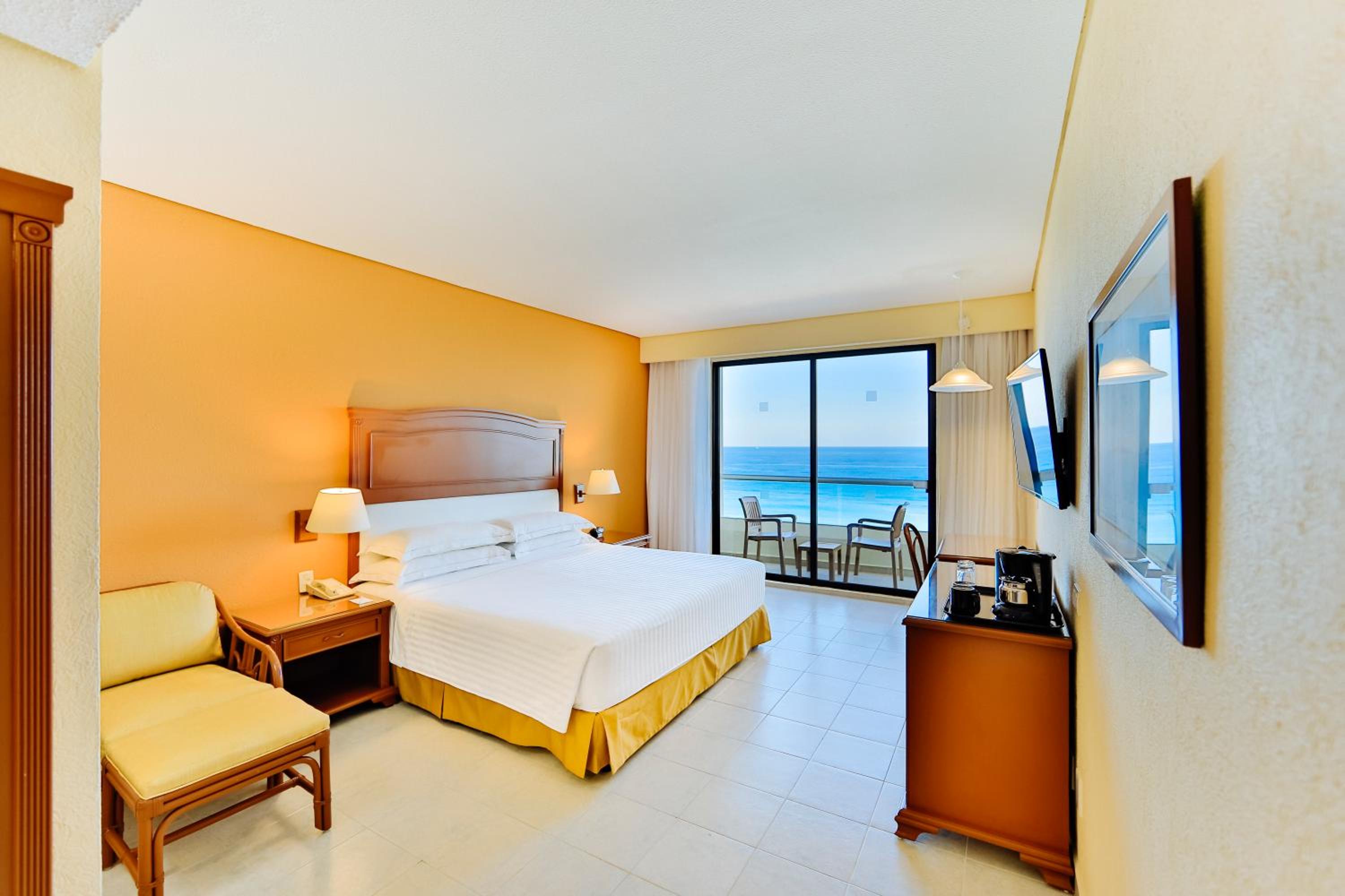 Double Ocean Front (2 adults + 1 Child) photo 1