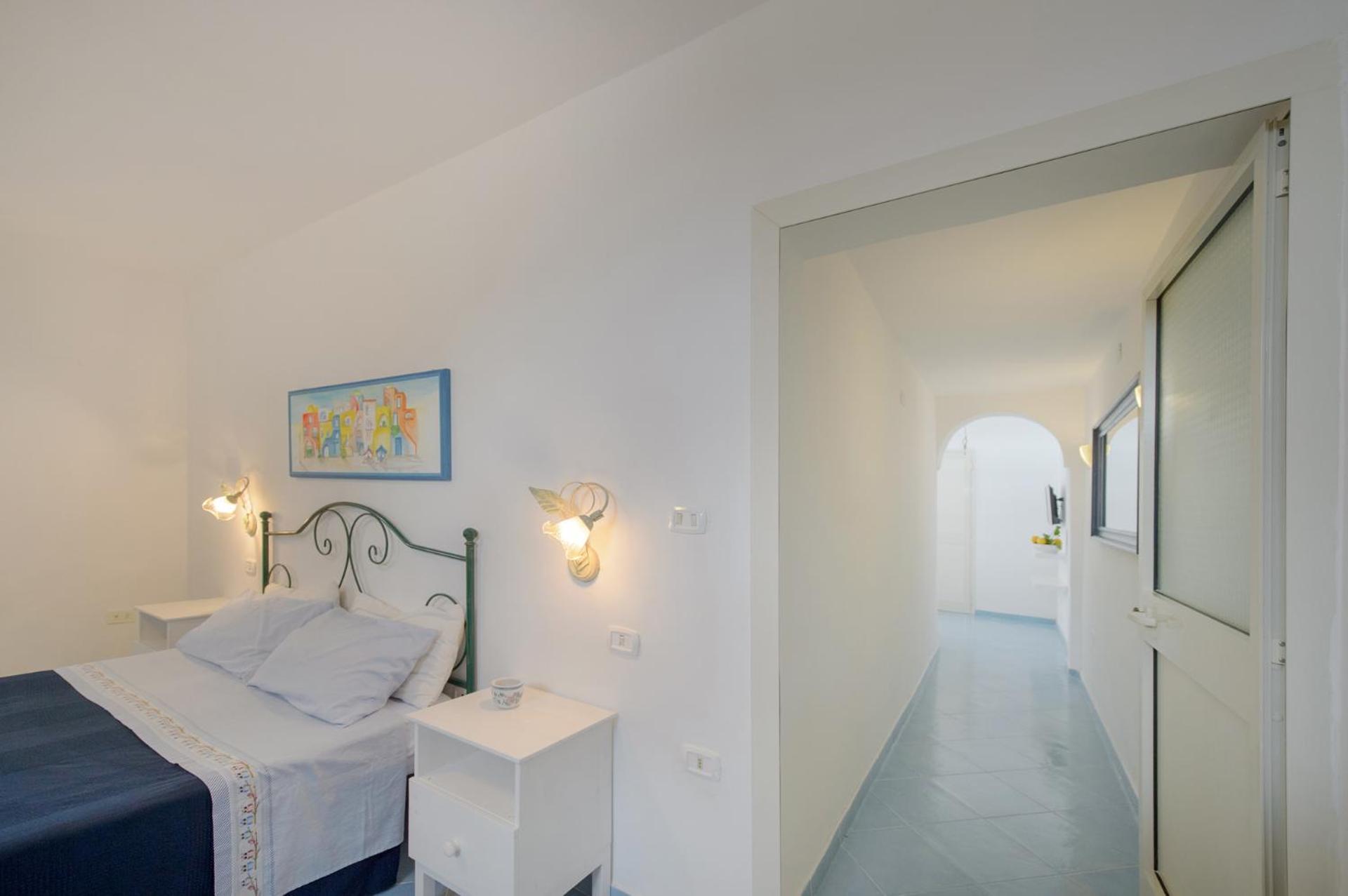 Two-Bedroom House photo 2