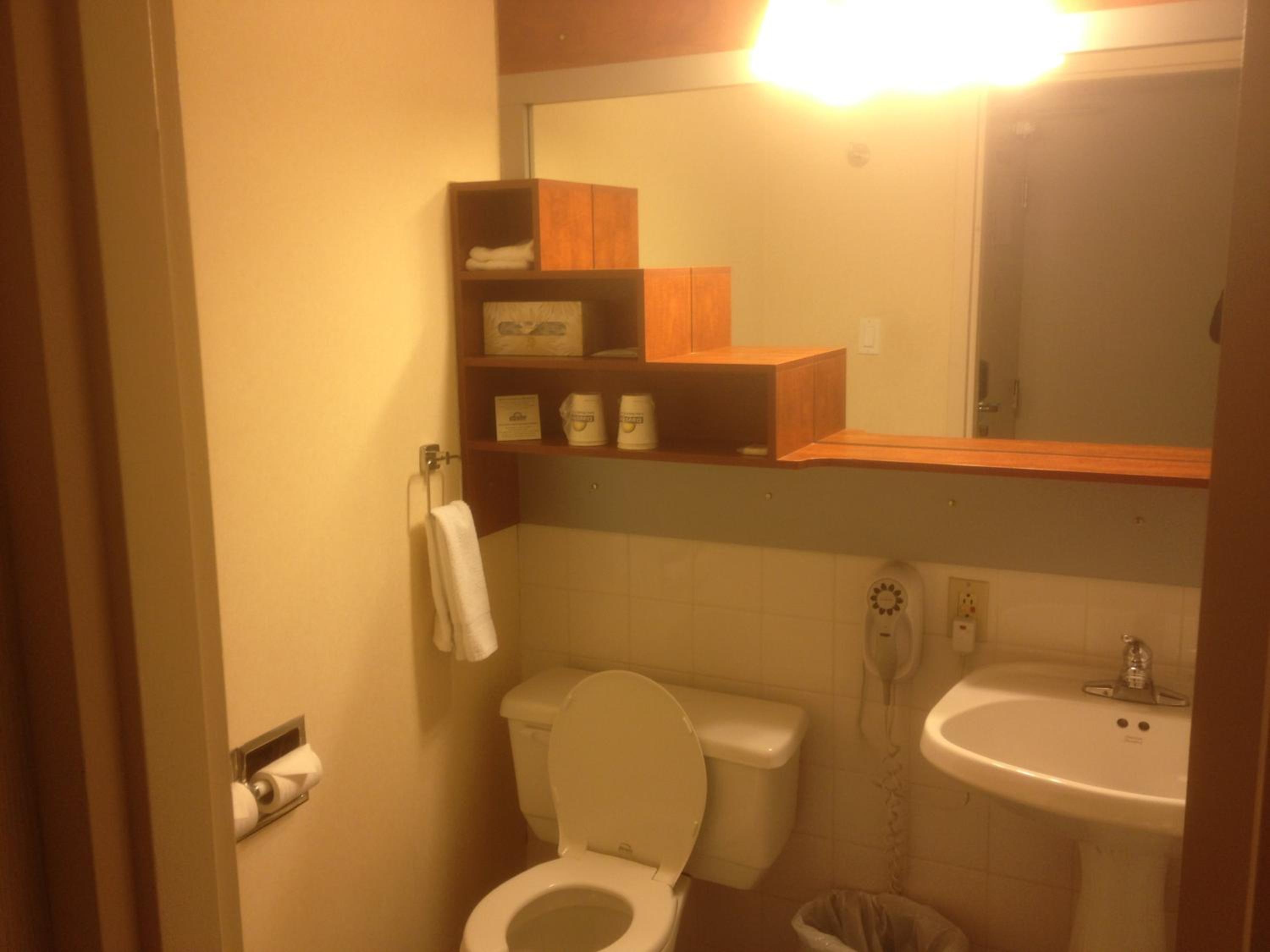 Hotel Chrome Montreal Centre-Ville — photo 53