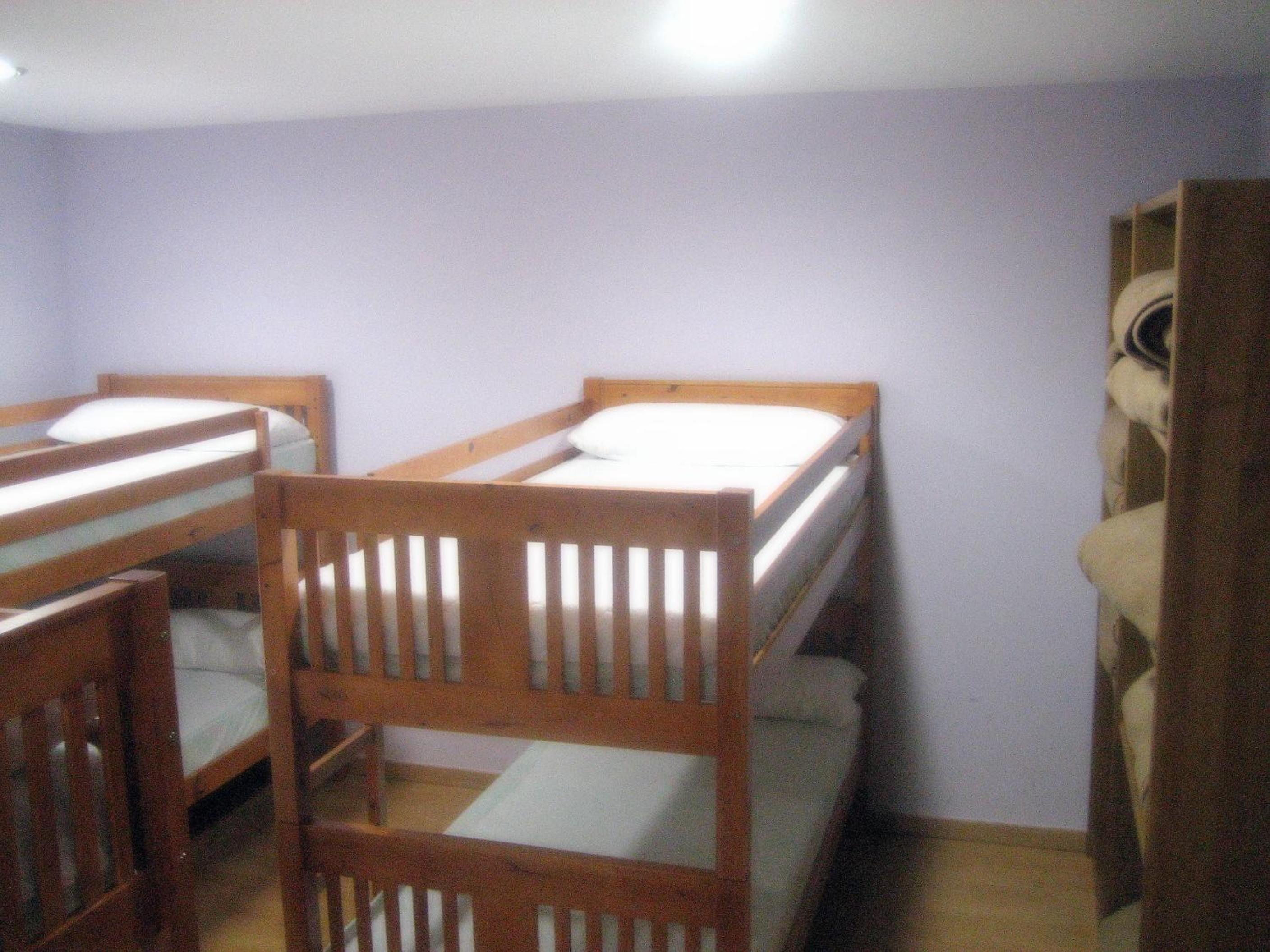 Single Bed in 10-Bed Dormitory Room photo 3