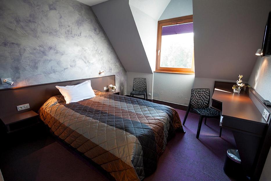 Double Room - Photo 7