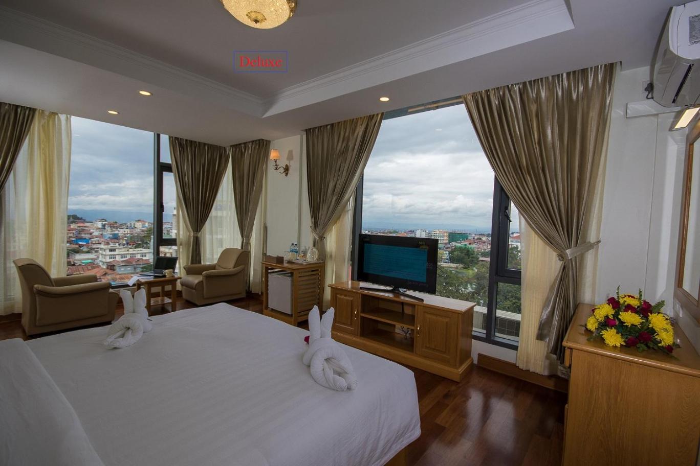 Deluxe Double or Twin Room photo 3