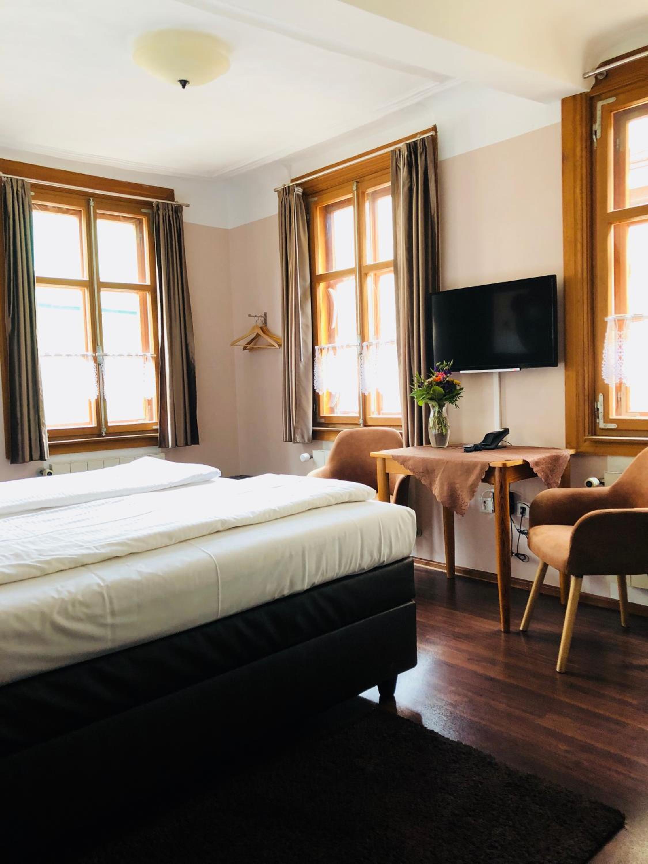 Double Room - Photo 2