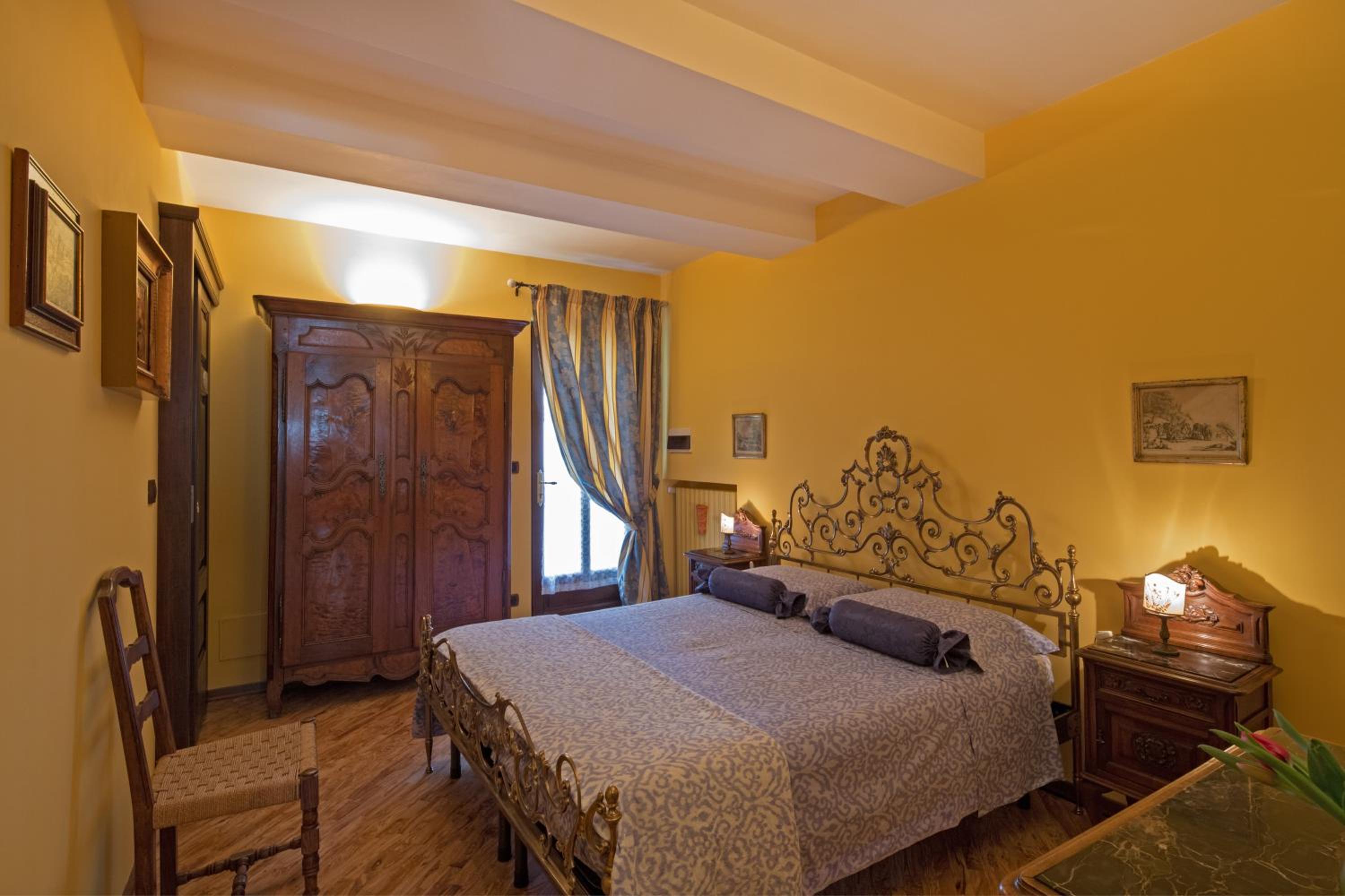 Double Room with Private Bathroom photo 1