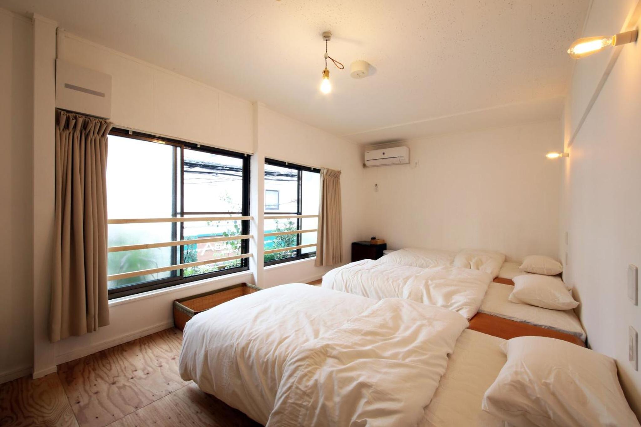 Triple Room- Female Only - Photo 3