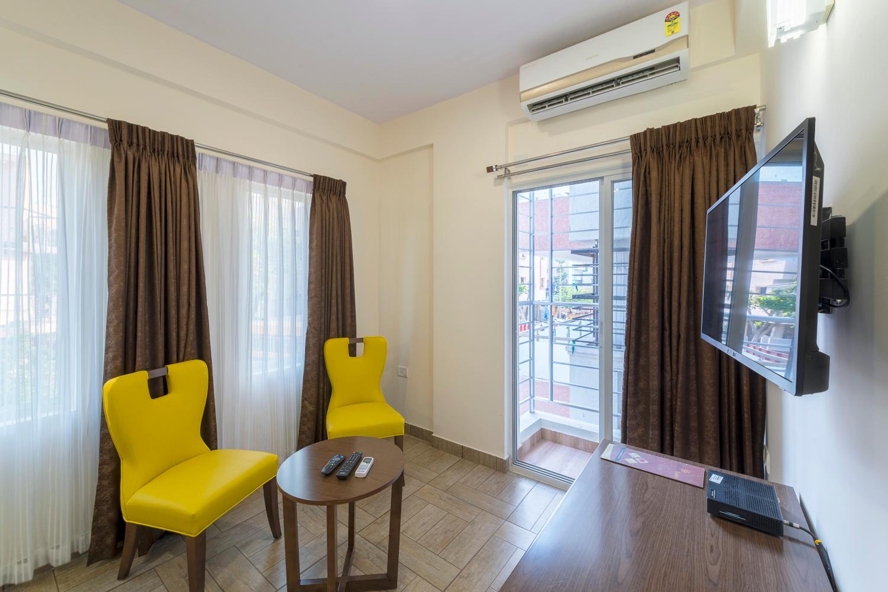 Standard Double or Twin Room - Photo 4