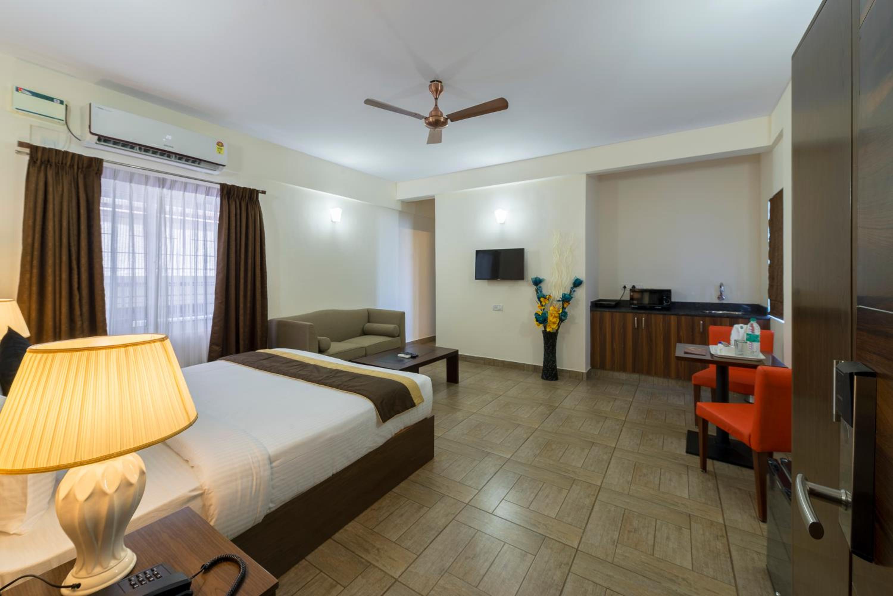 Superior Deluxe Double or Twin Room  - Photo 5